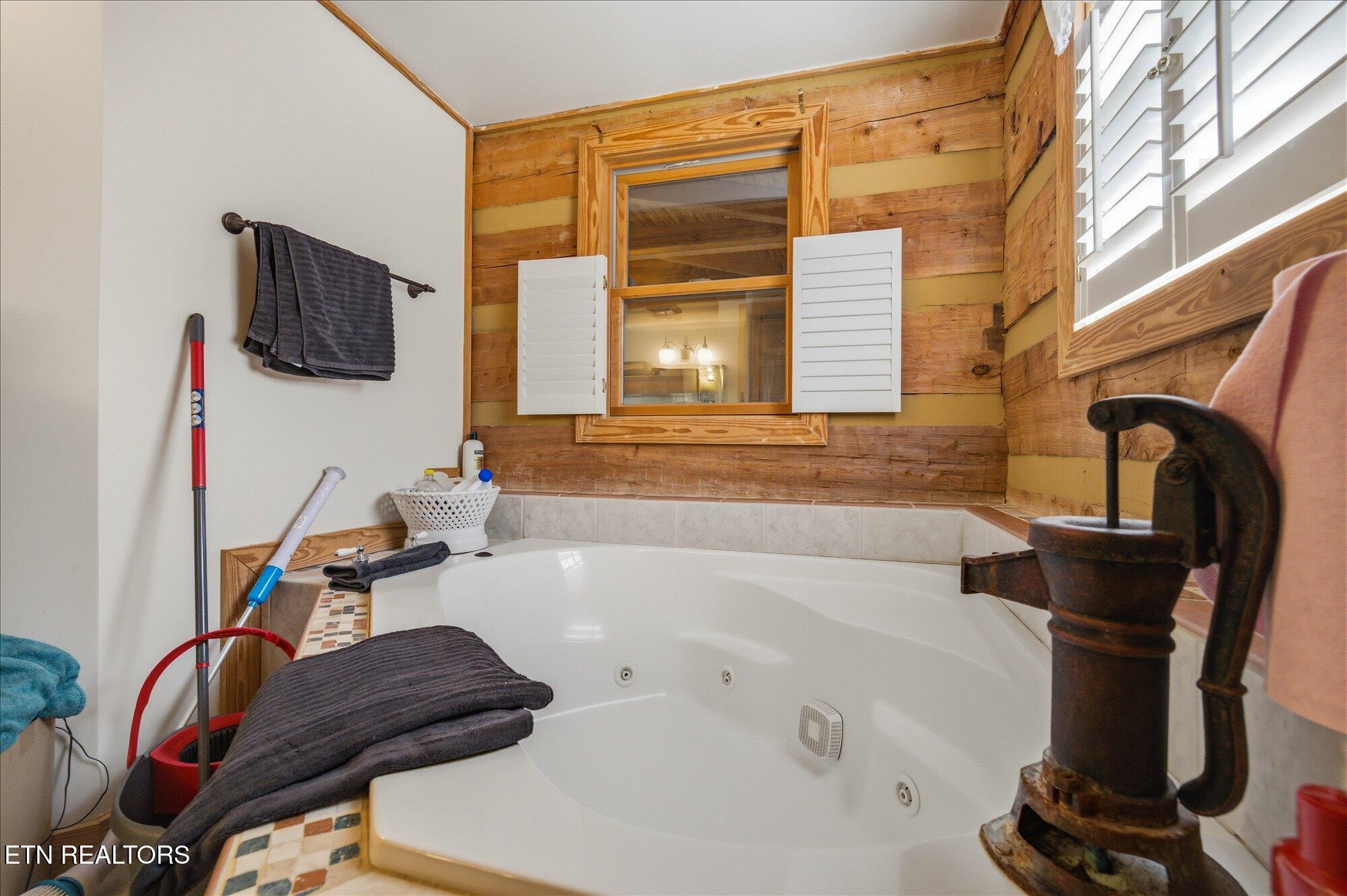 250 Highland Trace Sharps Chapel TN 37866
