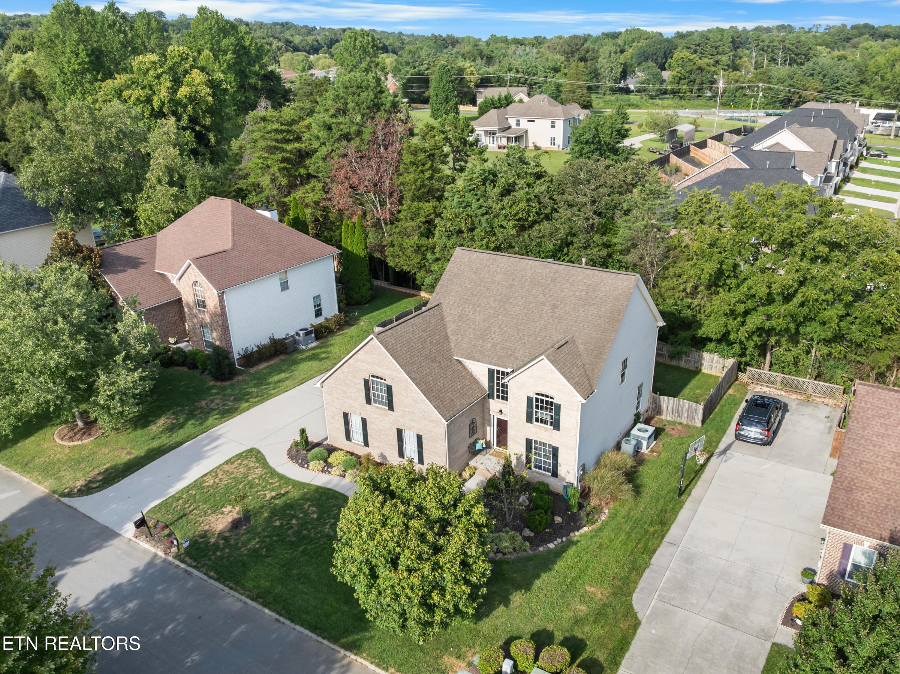 8464 Lawnpark Drive Knoxville TN 37923