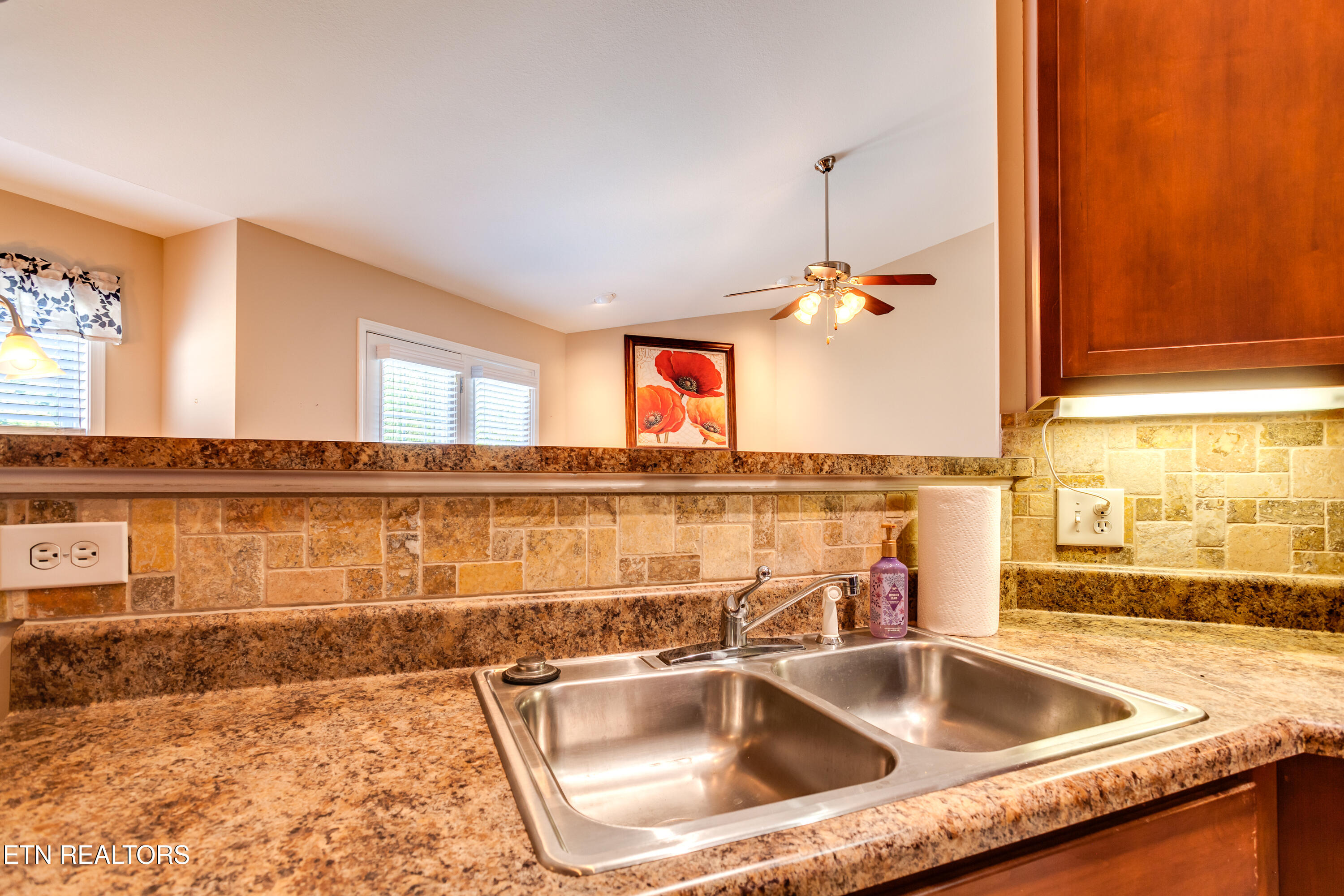 5500 Aromatic Aster Road Knoxville TN 37918