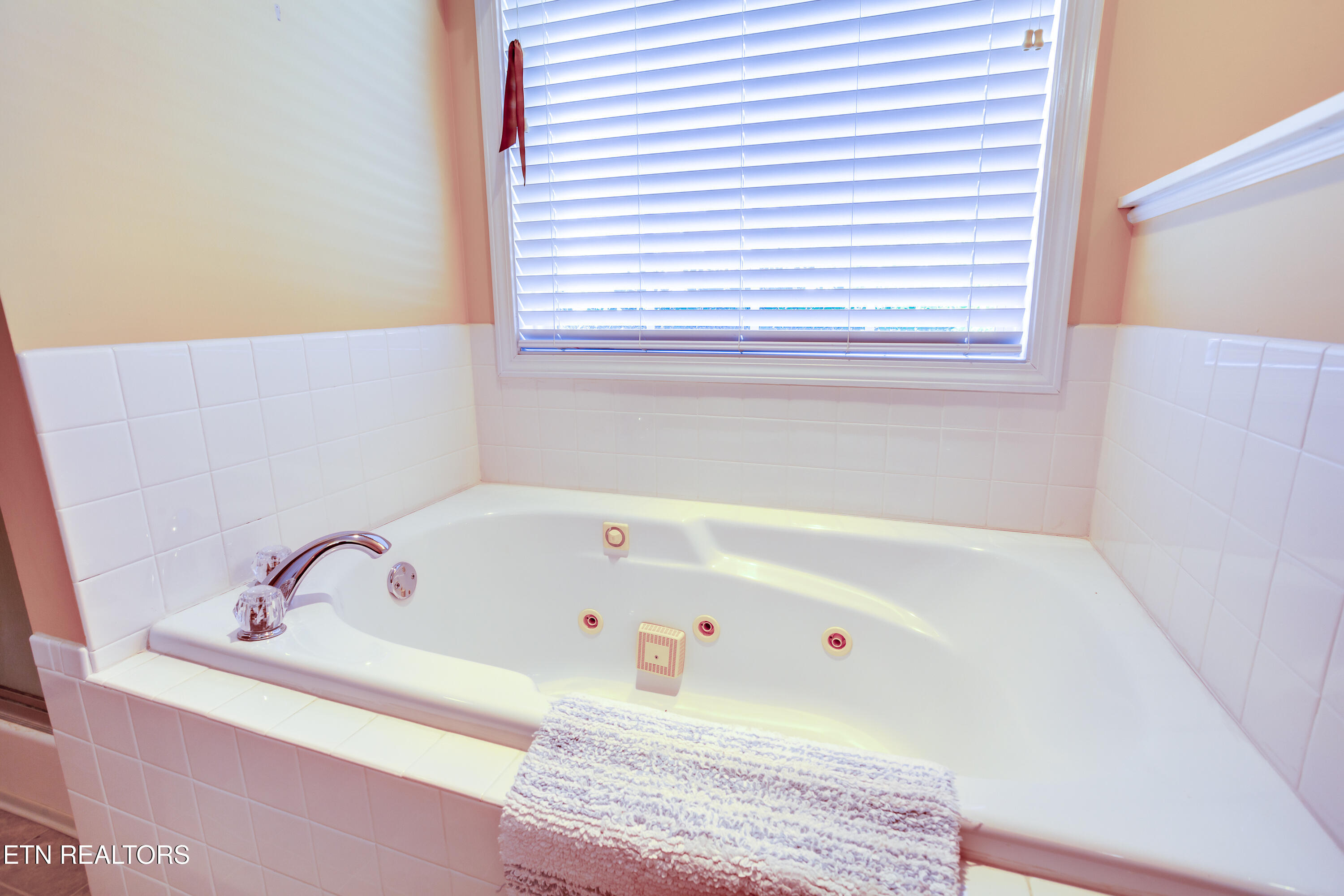 5500 Aromatic Aster Road Knoxville TN 37918