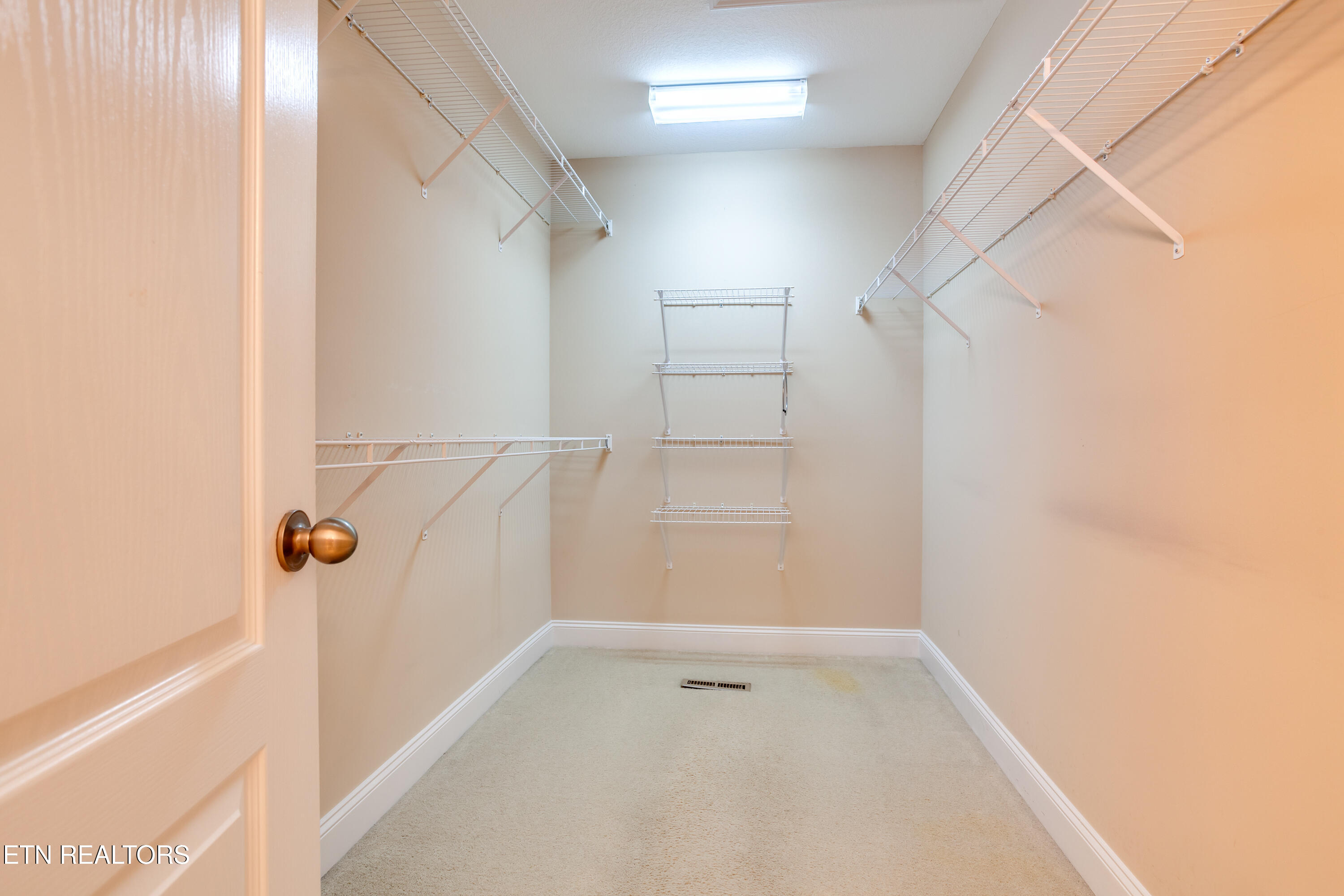 5500 Aromatic Aster Road Knoxville TN 37918