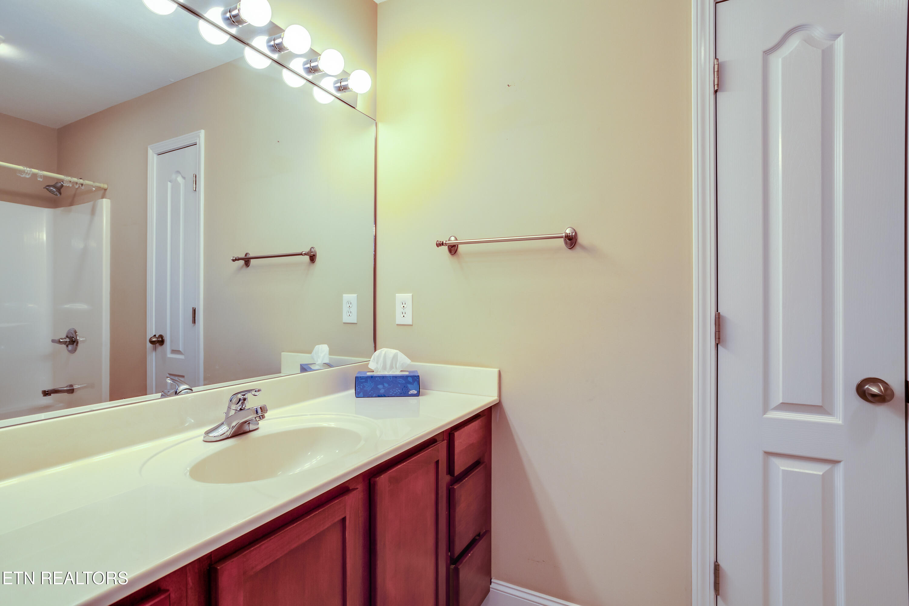 5500 Aromatic Aster Road Knoxville TN 37918