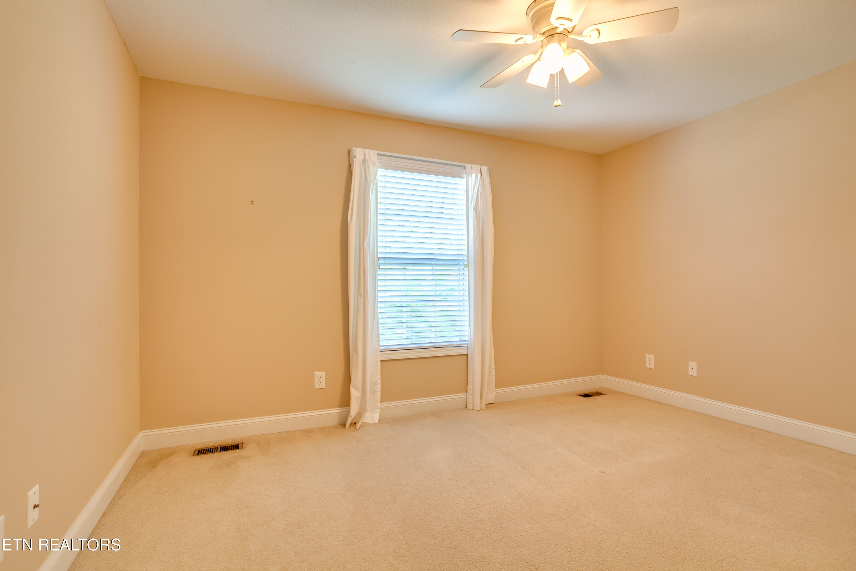5500 Aromatic Aster Road Knoxville TN 37918