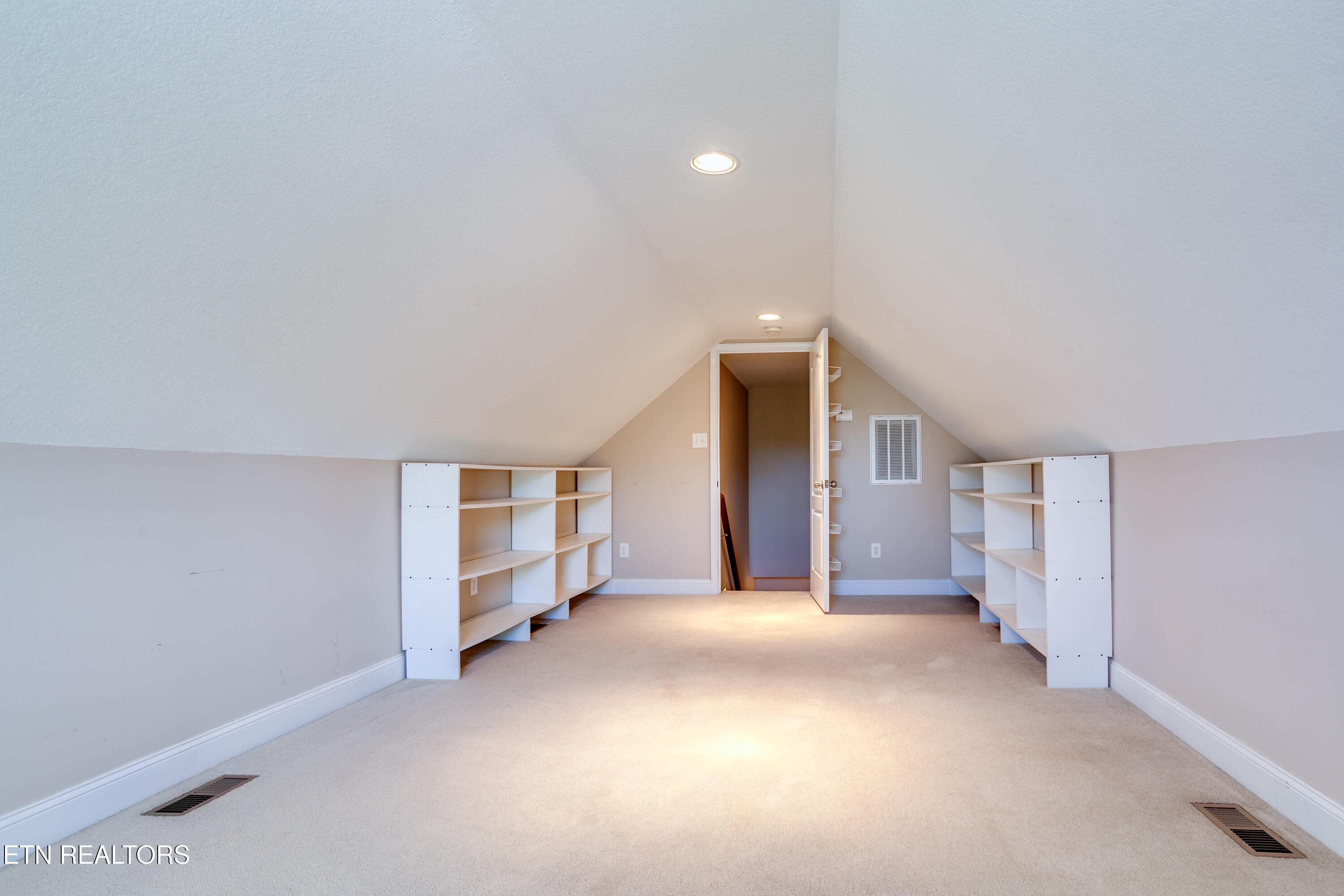 5500 Aromatic Aster Road Knoxville TN 37918