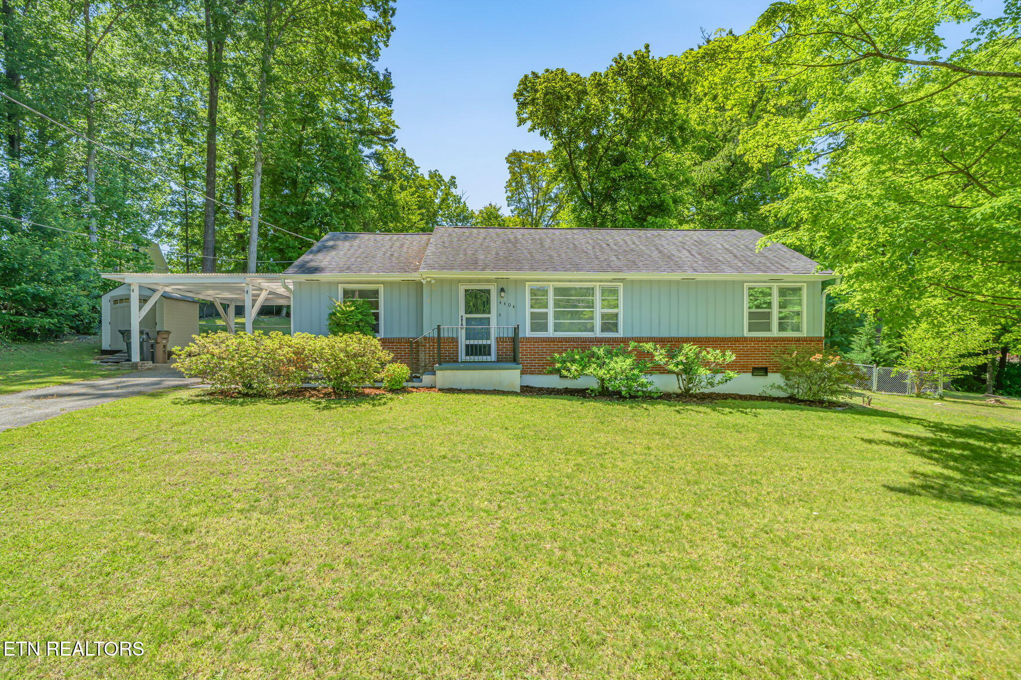 4404 NE Eagle Drive Knoxville TN 37914