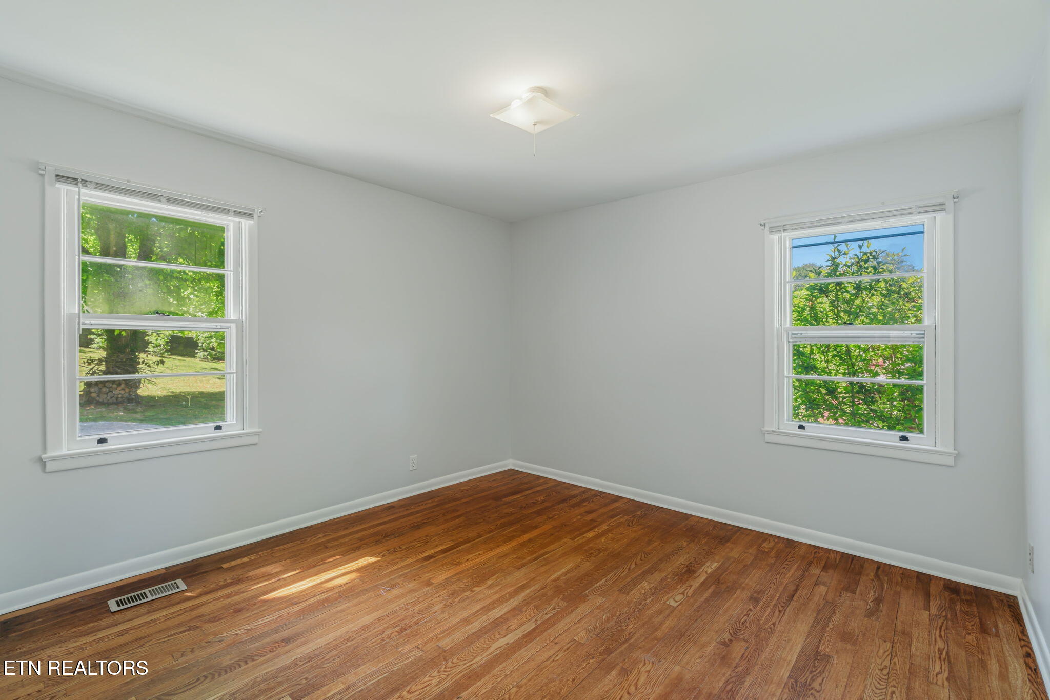 4404 NE Eagle Drive Knoxville TN 37914