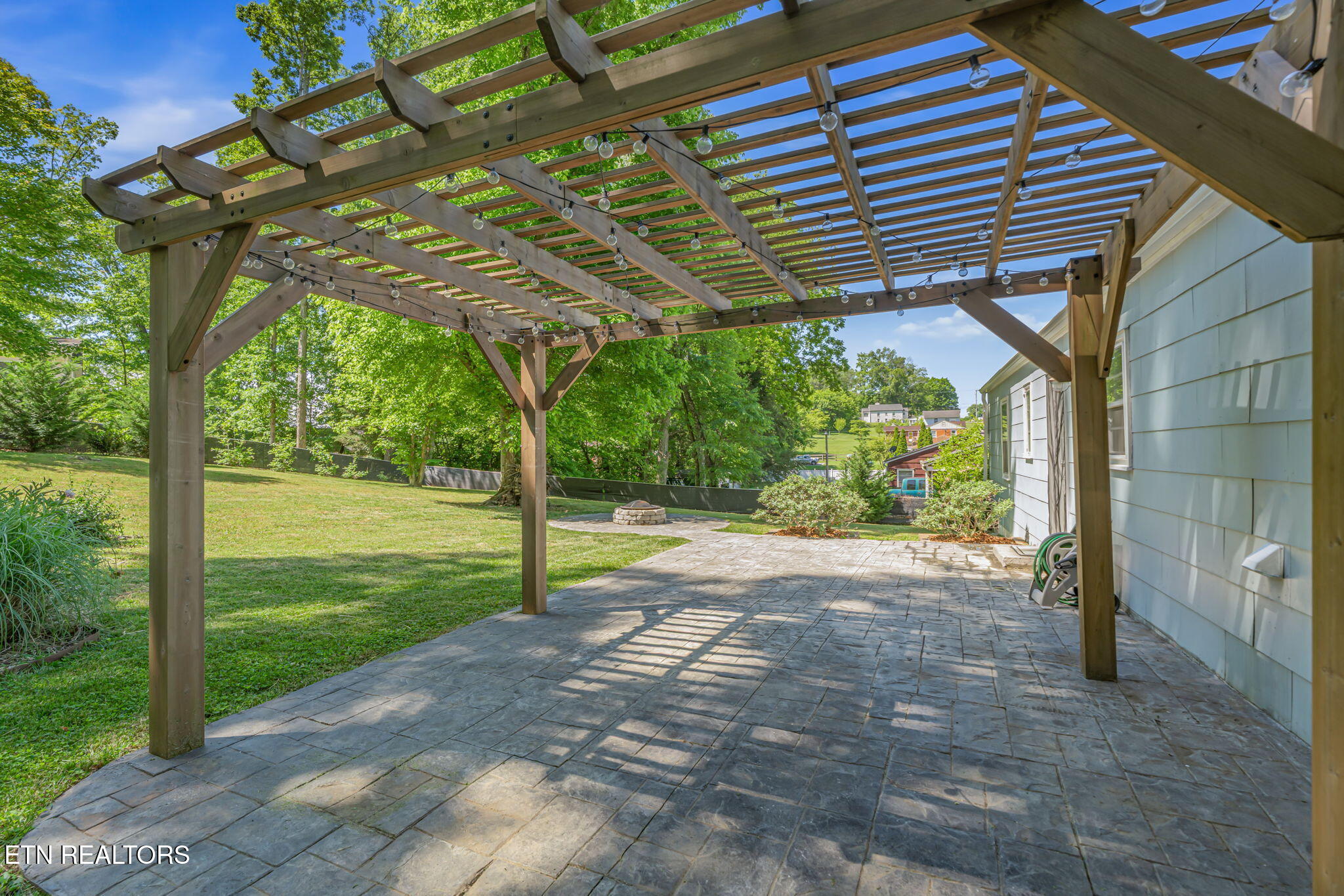 4404 NE Eagle Drive Knoxville TN 37914