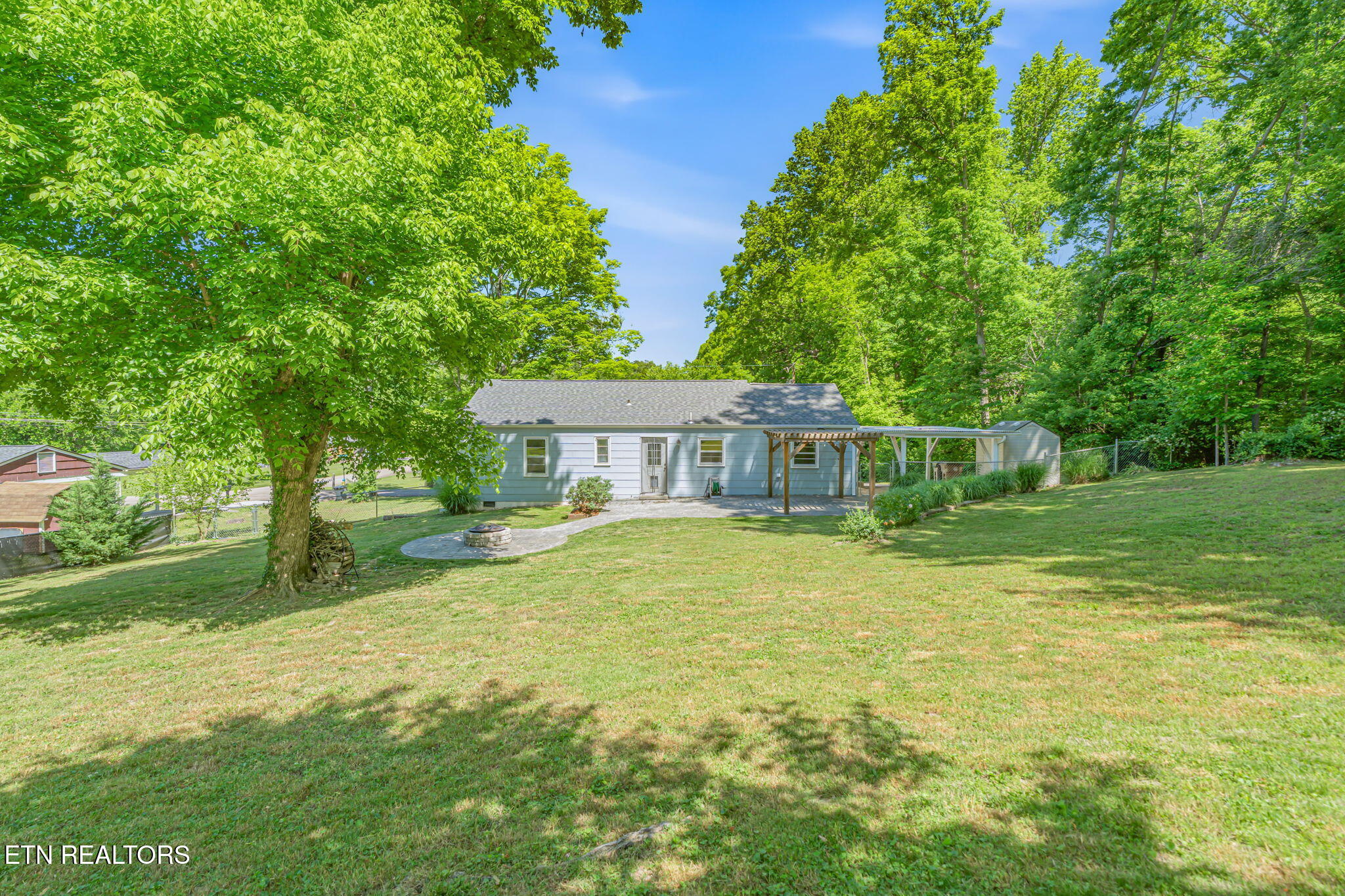 4404 NE Eagle Drive Knoxville TN 37914