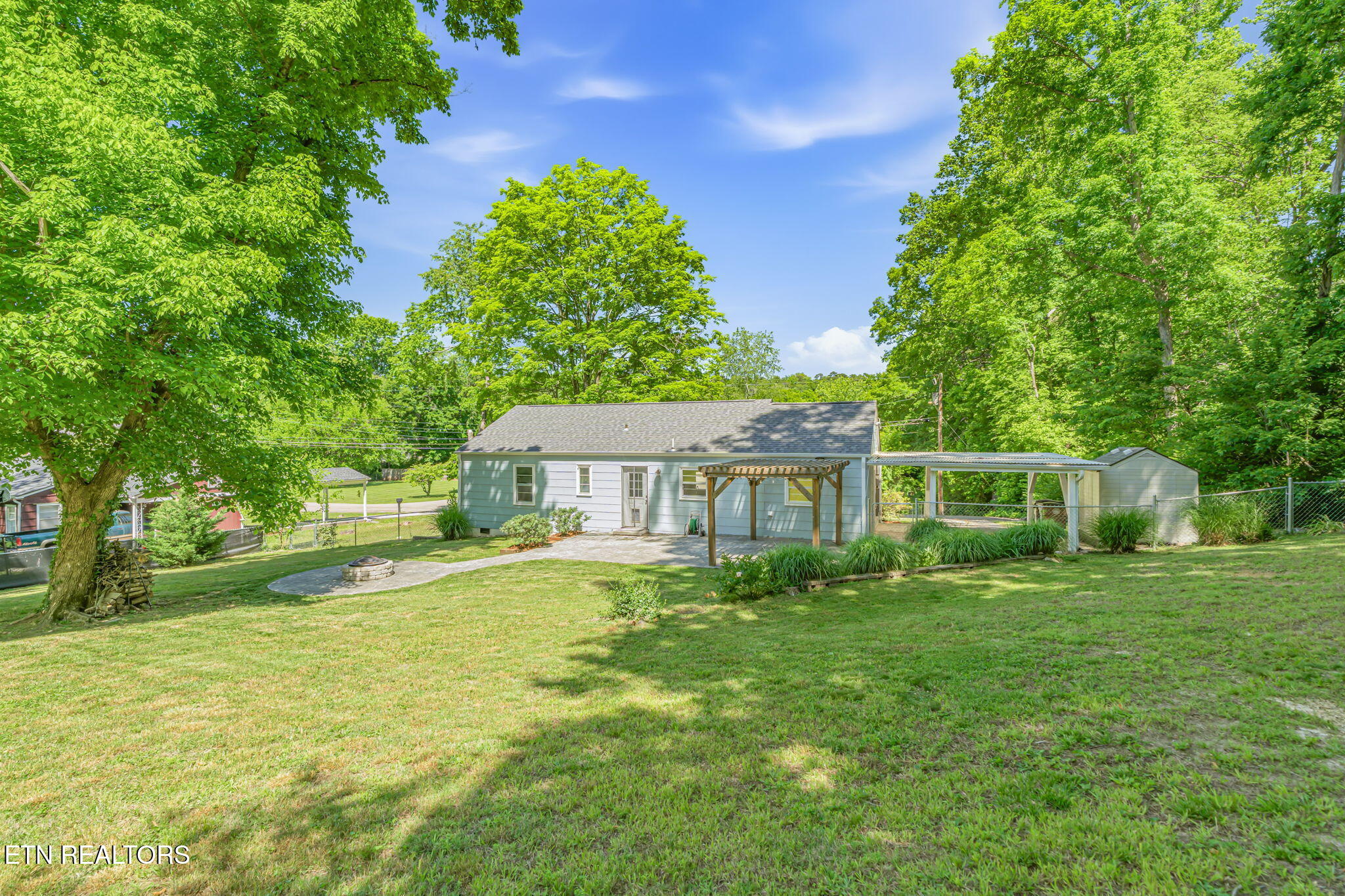 4404 NE Eagle Drive Knoxville TN 37914