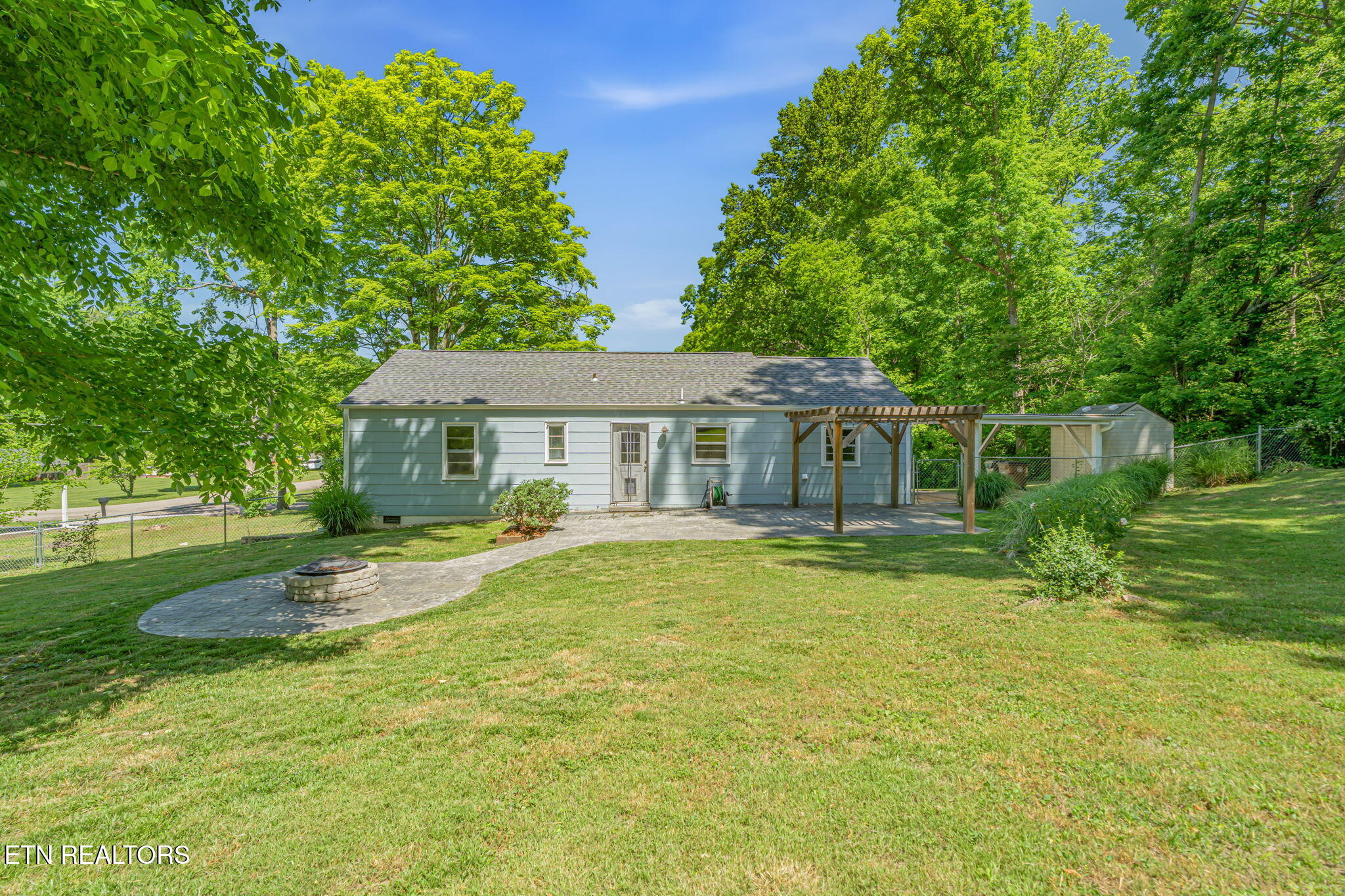 4404 NE Eagle Drive Knoxville TN 37914
