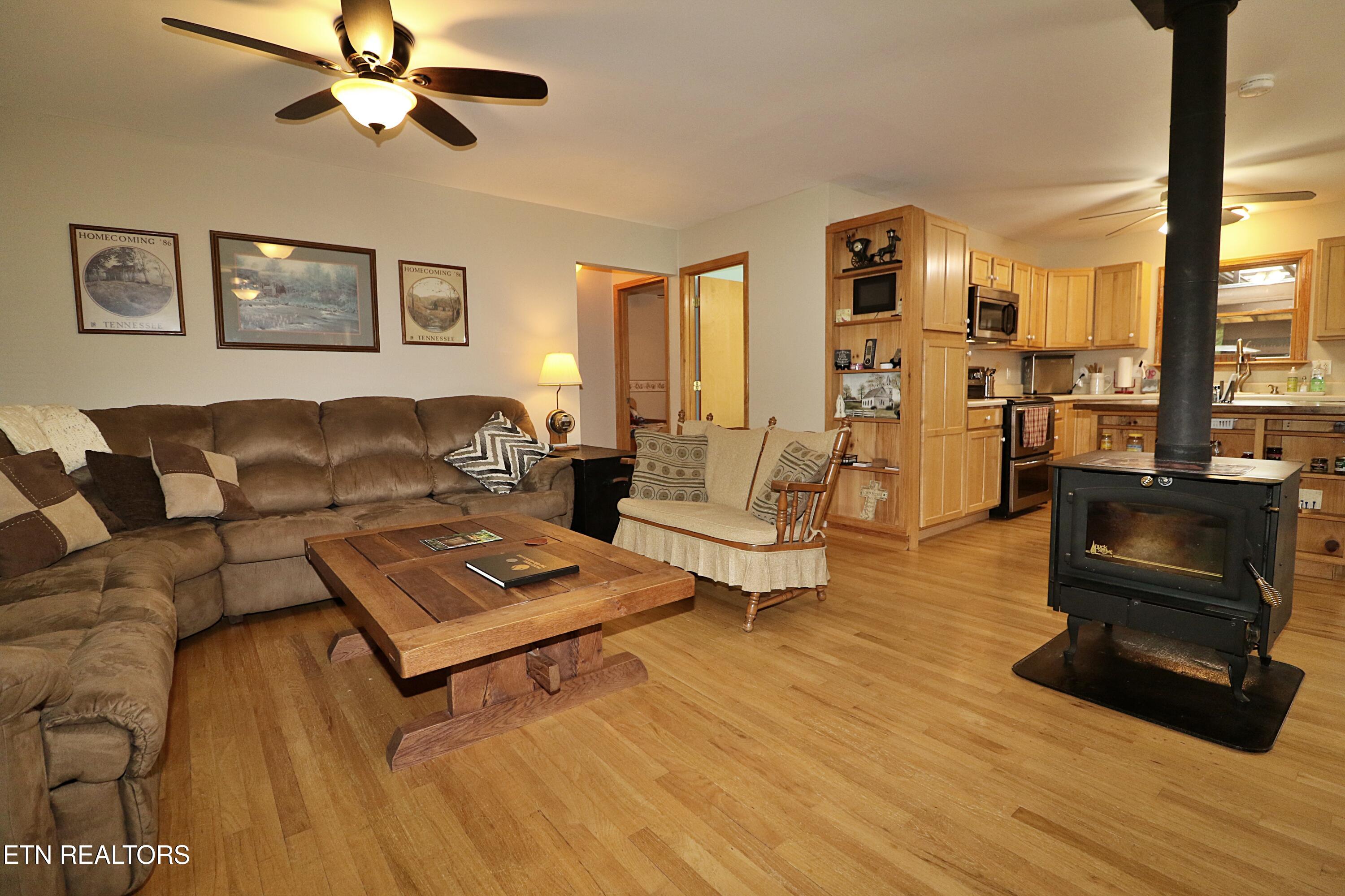 2171 Pine Hill Road Winfield TN 37892
