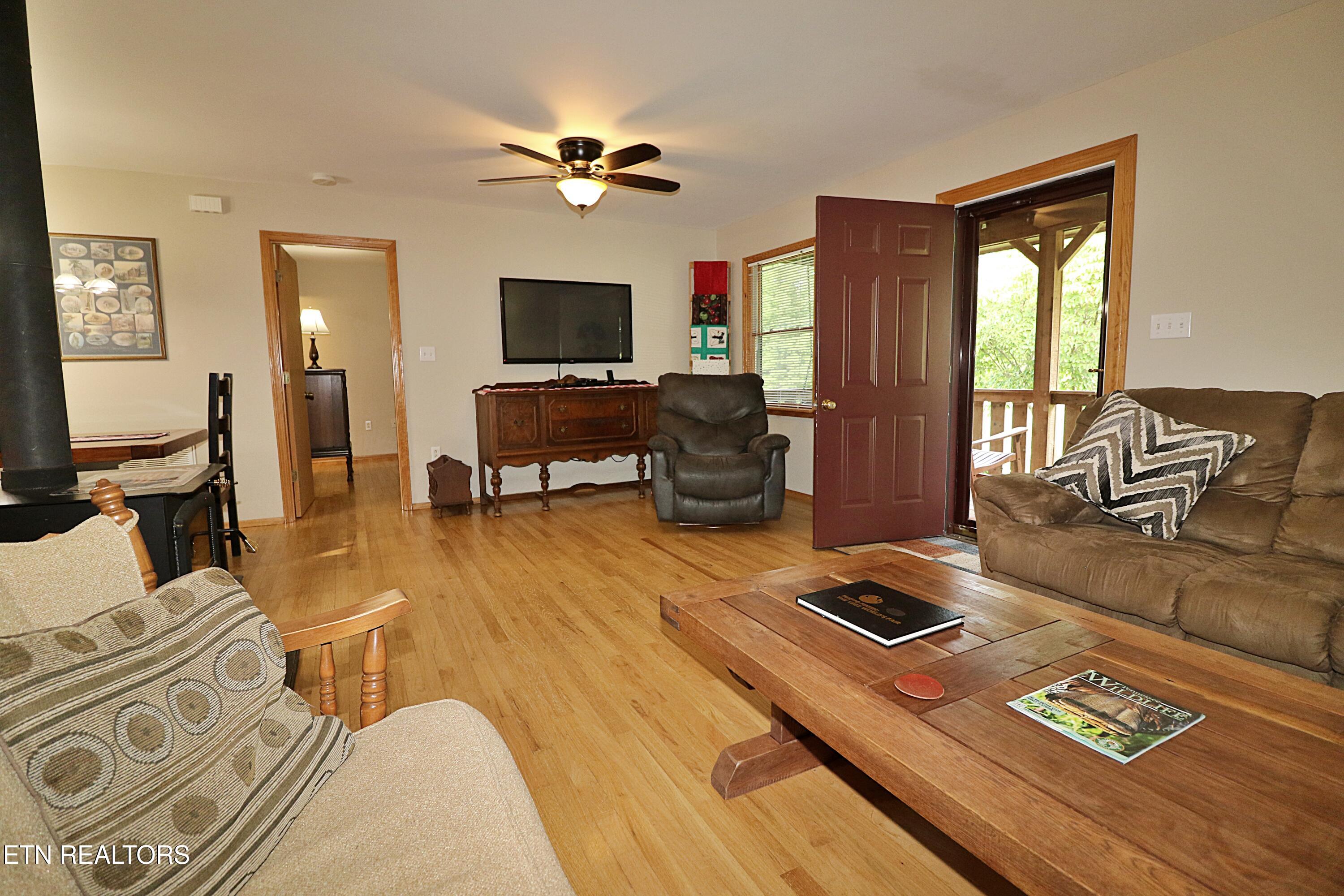 2171 Pine Hill Road Winfield TN 37892