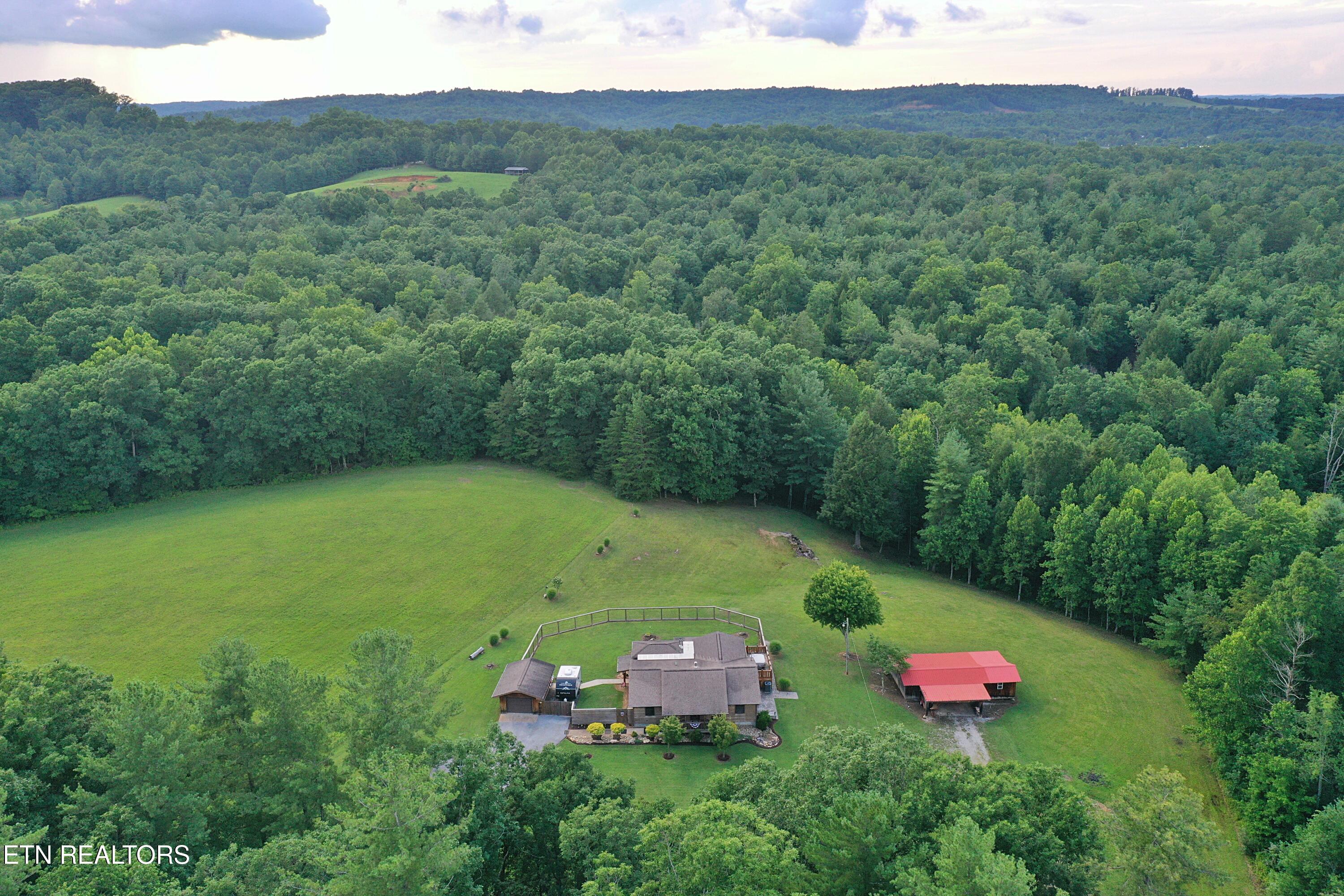 2171 Pine Hill Road Winfield TN 37892