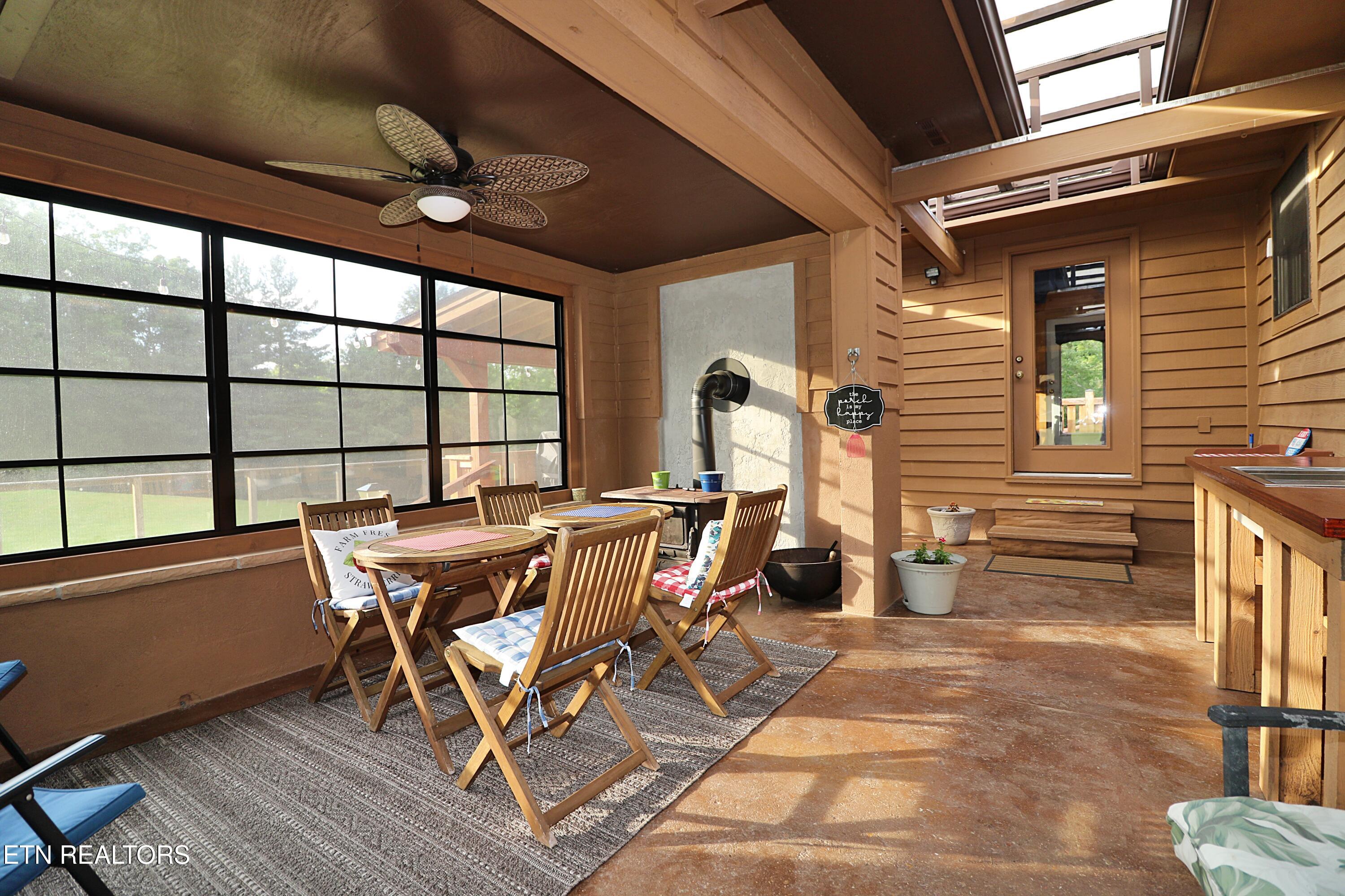 2171 Pine Hill Road Winfield TN 37892