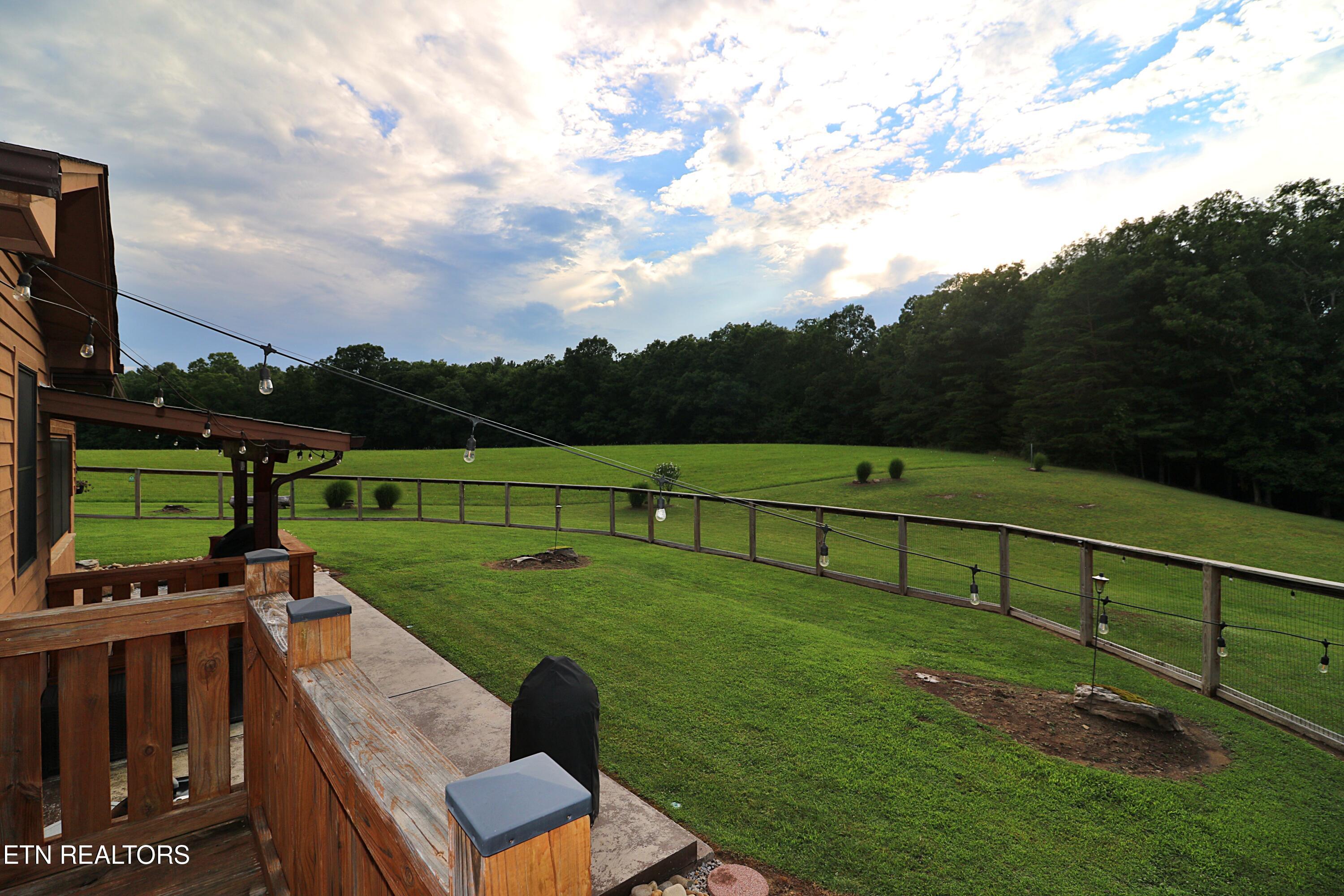 2171 Pine Hill Road Winfield TN 37892