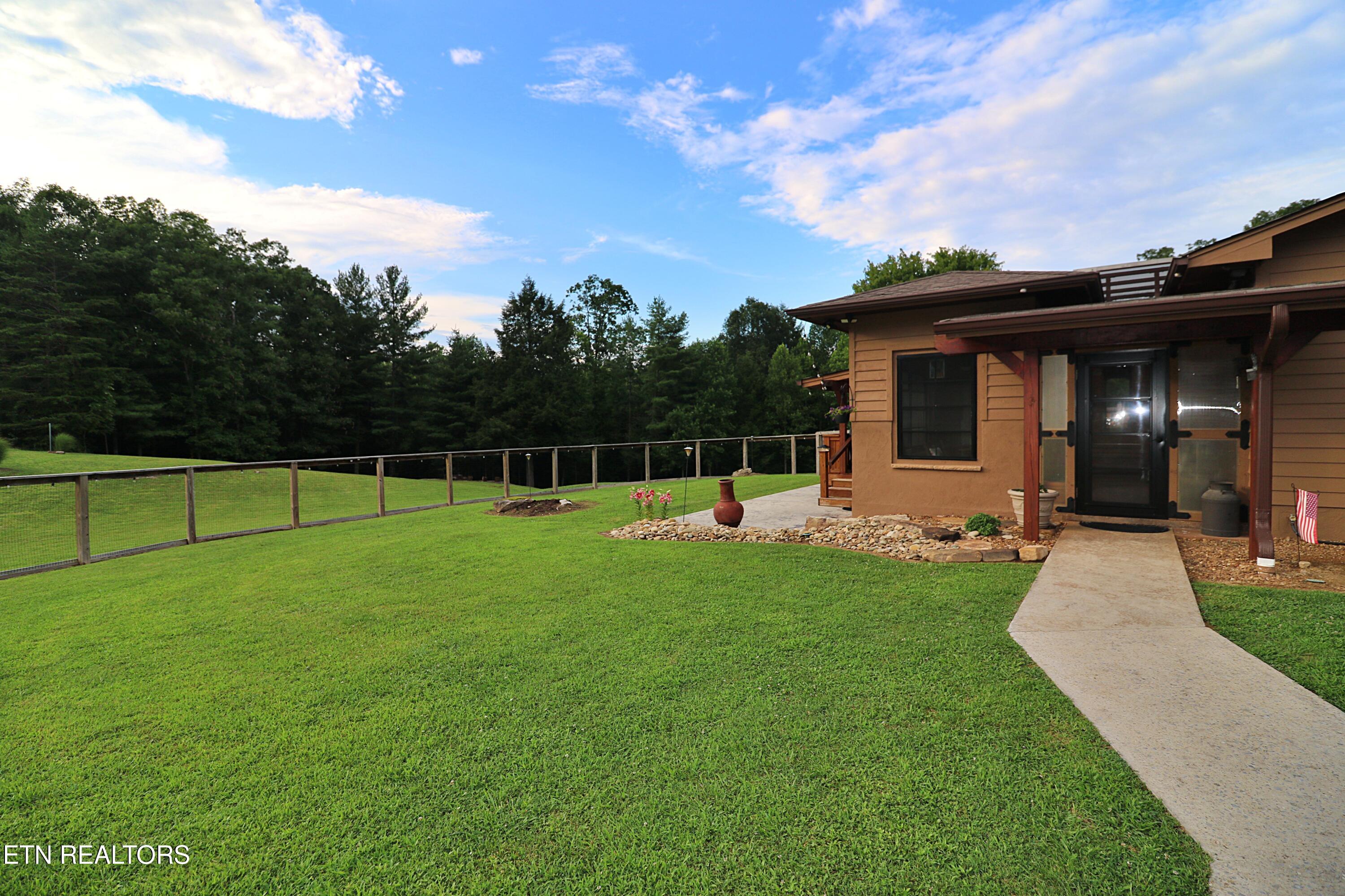 2171 Pine Hill Road Winfield TN 37892