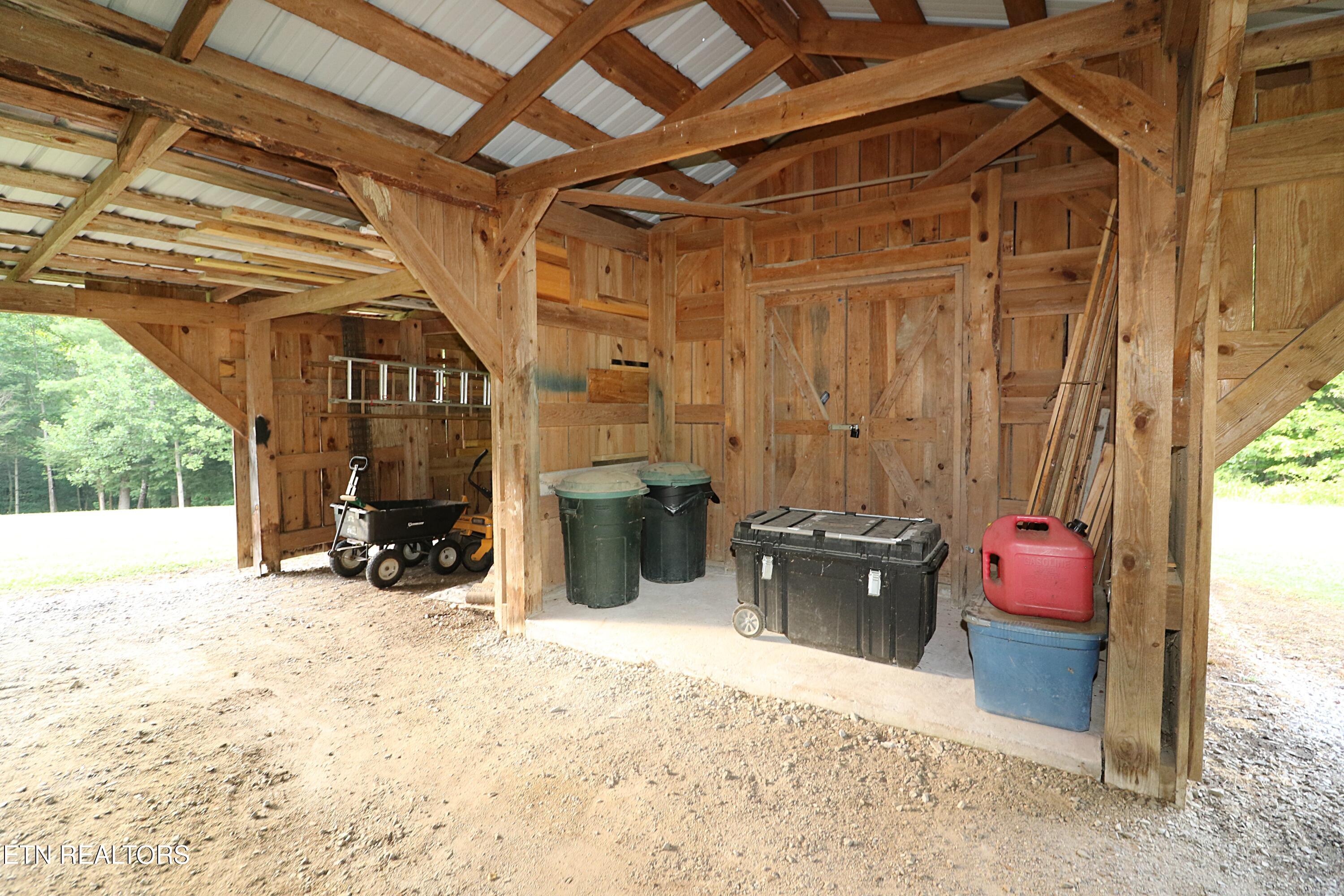 2171 Pine Hill Road Winfield TN 37892