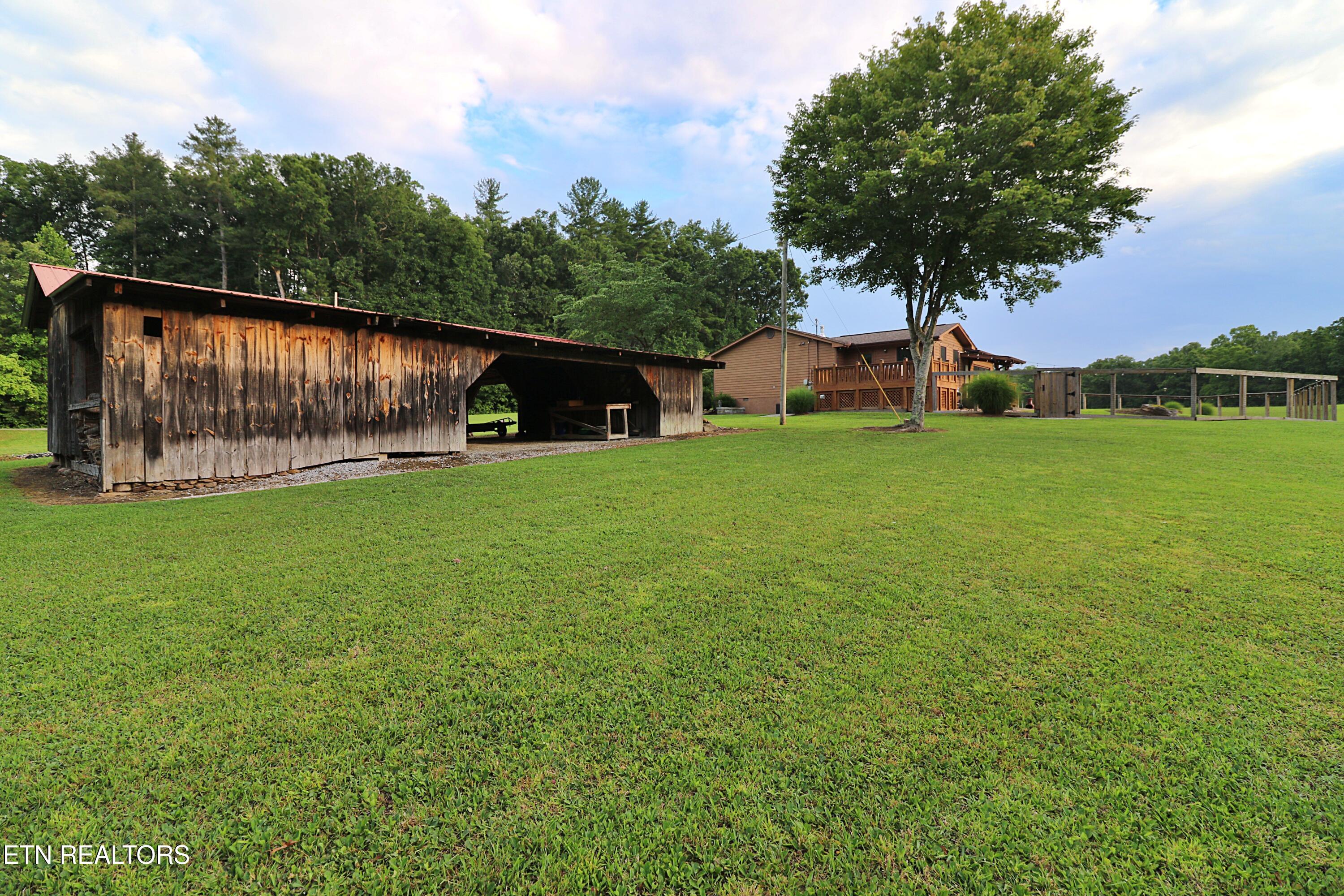 2171 Pine Hill Road Winfield TN 37892