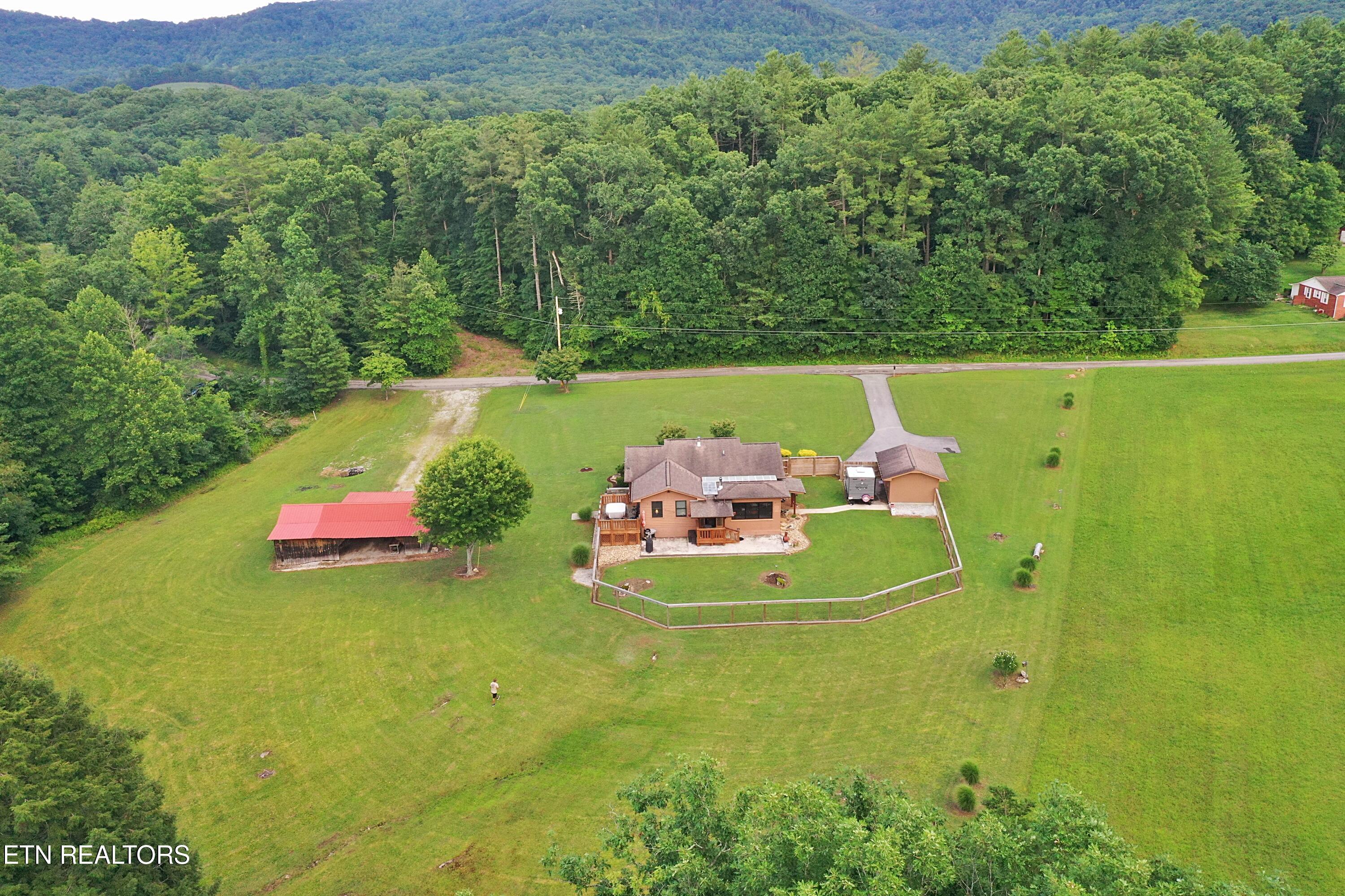 2171 Pine Hill Road Winfield TN 37892