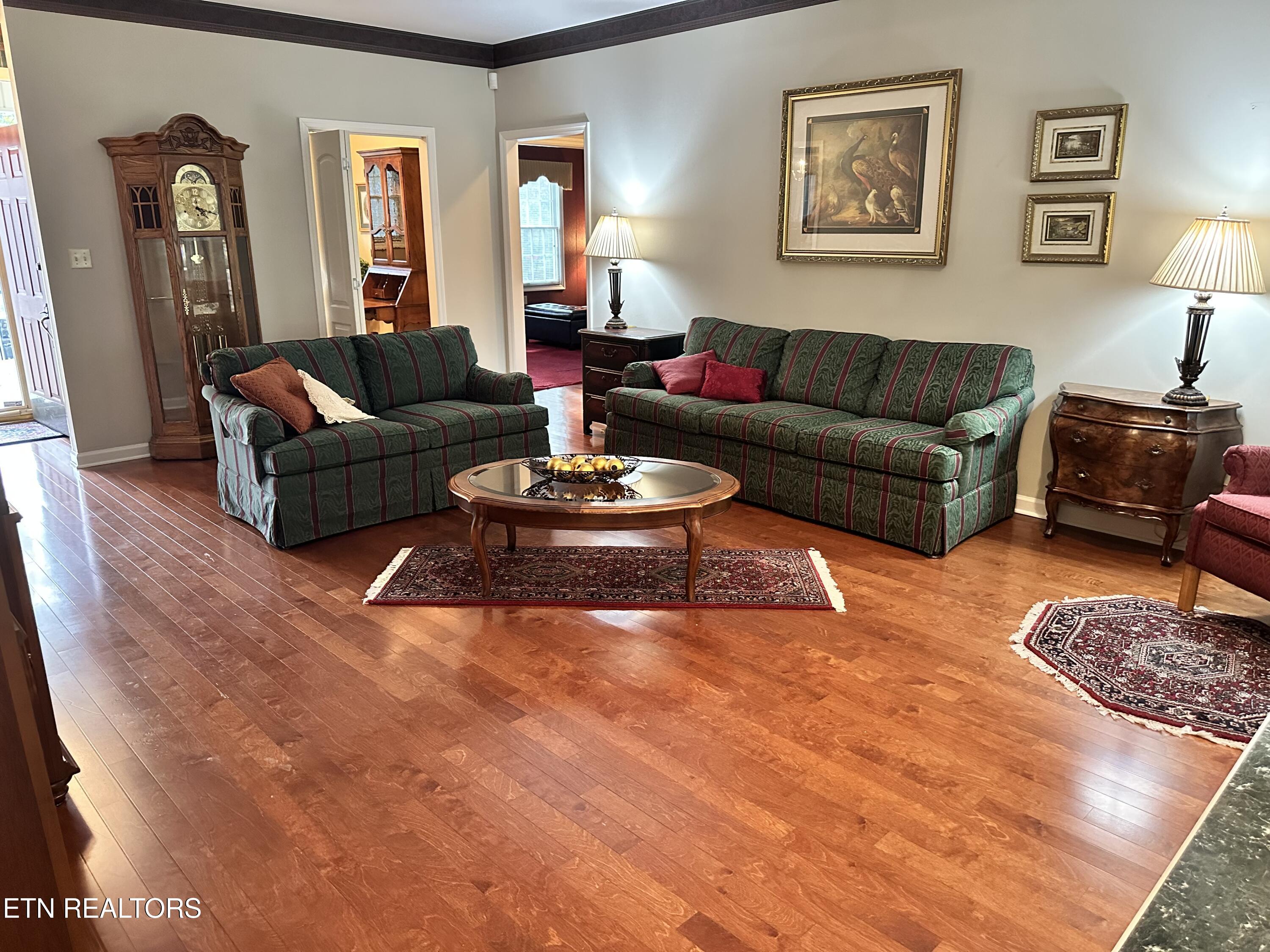 2819 Saint Charles Place Pigeon Forge TN 37863