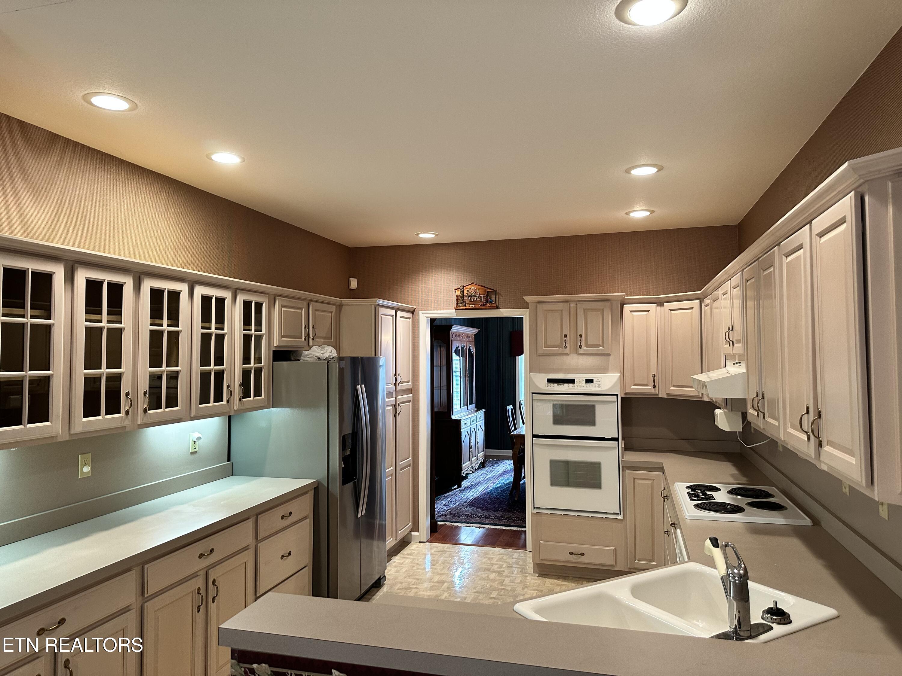 2819 Saint Charles Place Pigeon Forge TN 37863