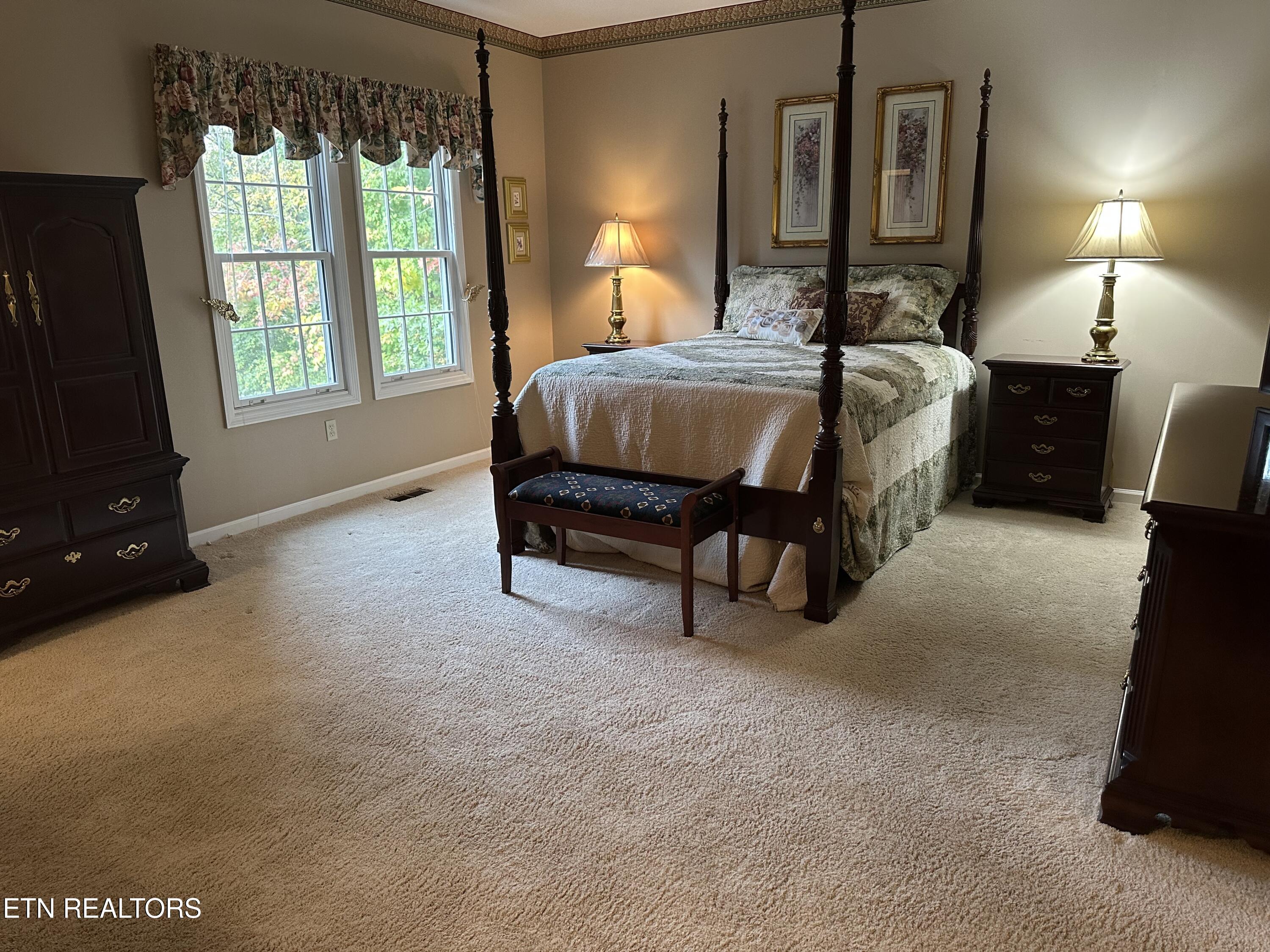 2819 Saint Charles Place Pigeon Forge TN 37863