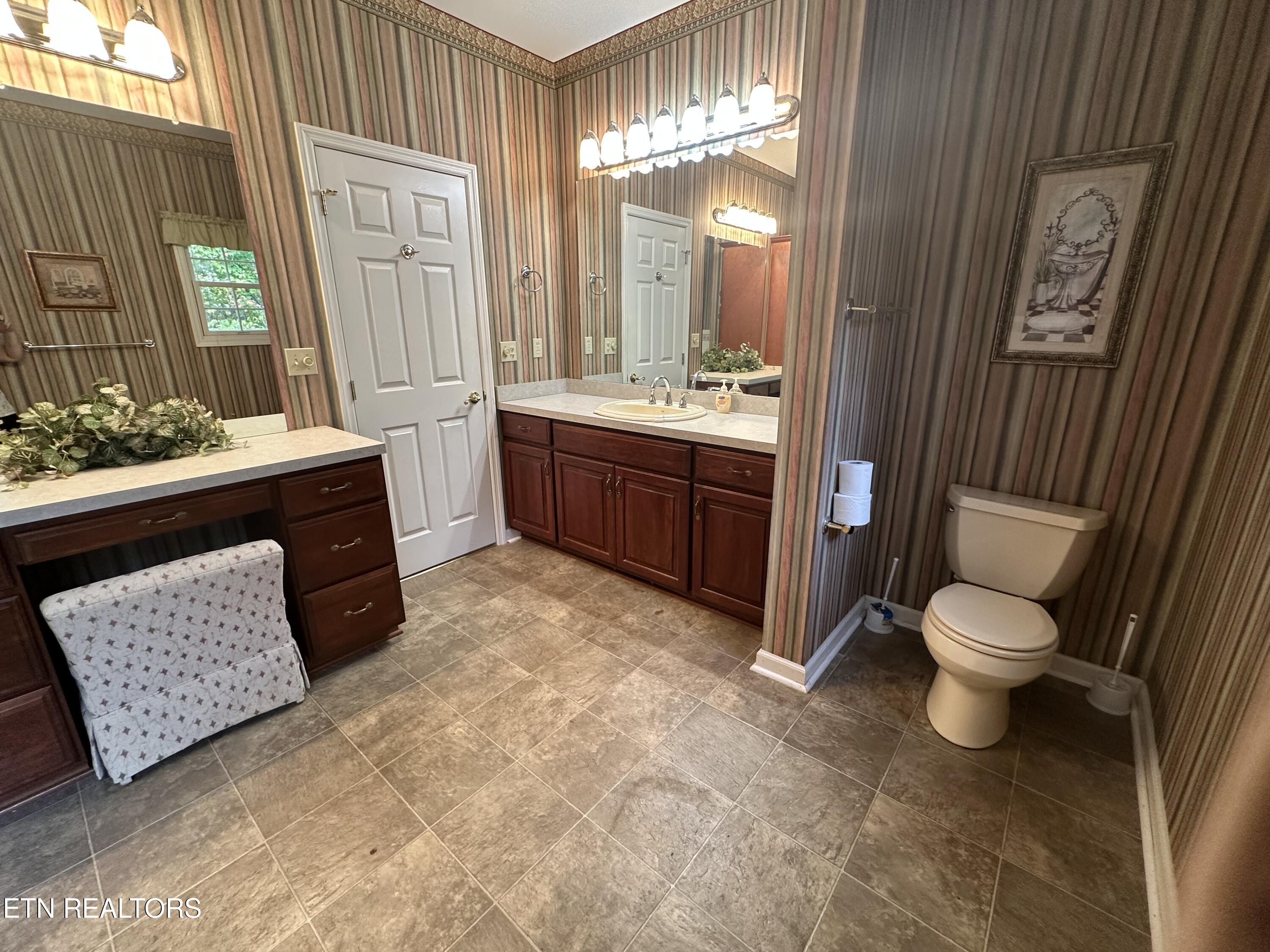 2819 Saint Charles Place Pigeon Forge TN 37863
