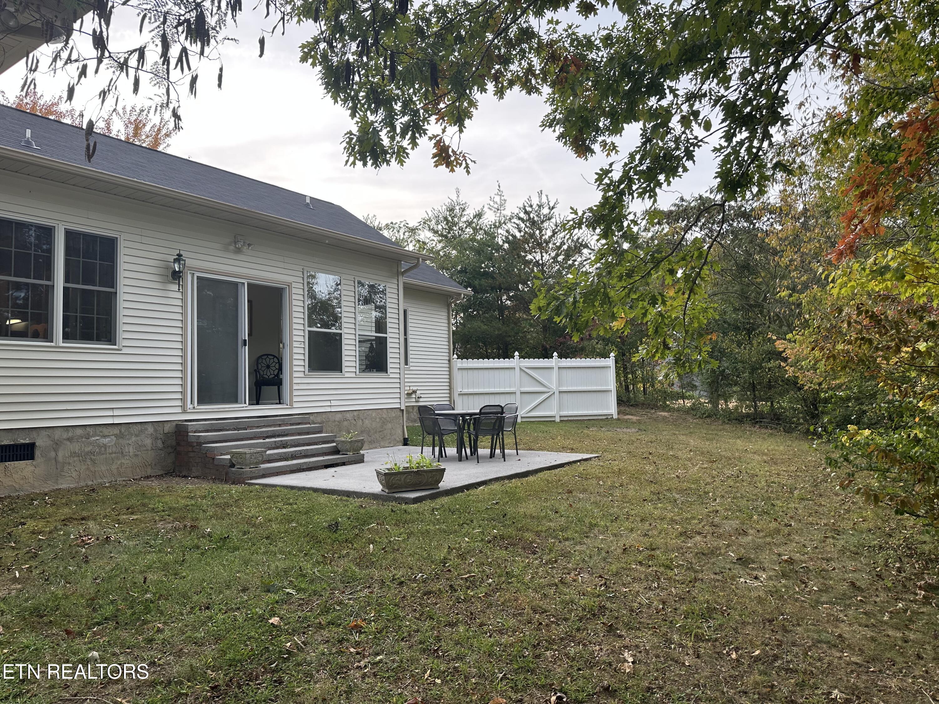 2819 Saint Charles Place Pigeon Forge TN 37863