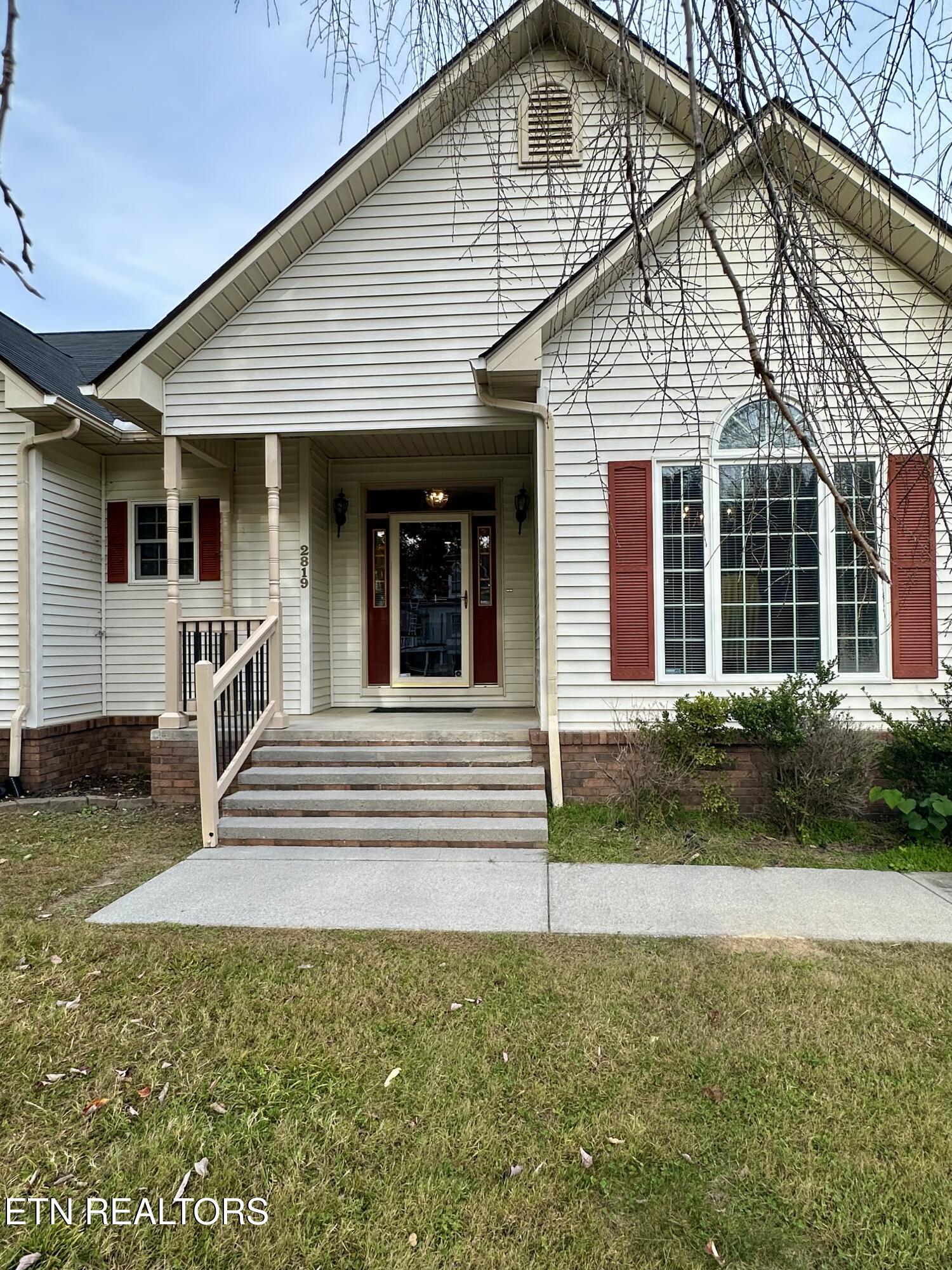 2819 Saint Charles Place Pigeon Forge TN 37863