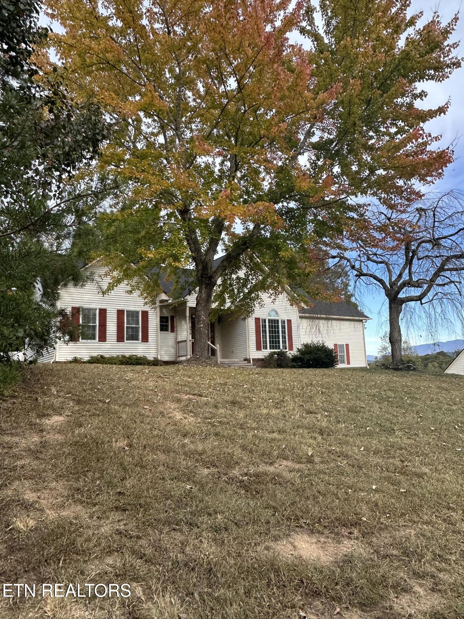 2819 Saint Charles Place Pigeon Forge TN 37863