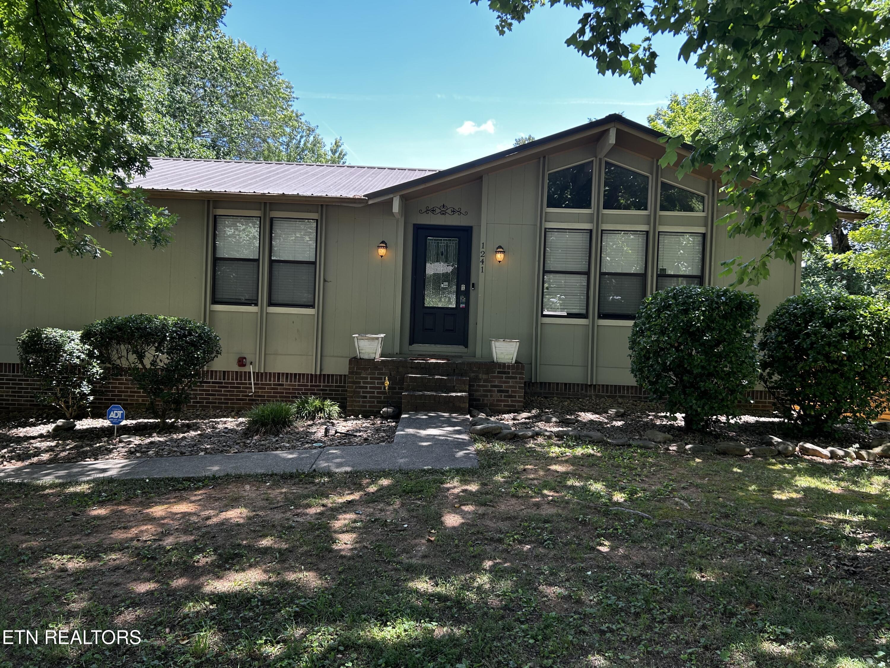 1241 Court Field Road Knoxville TN 37922