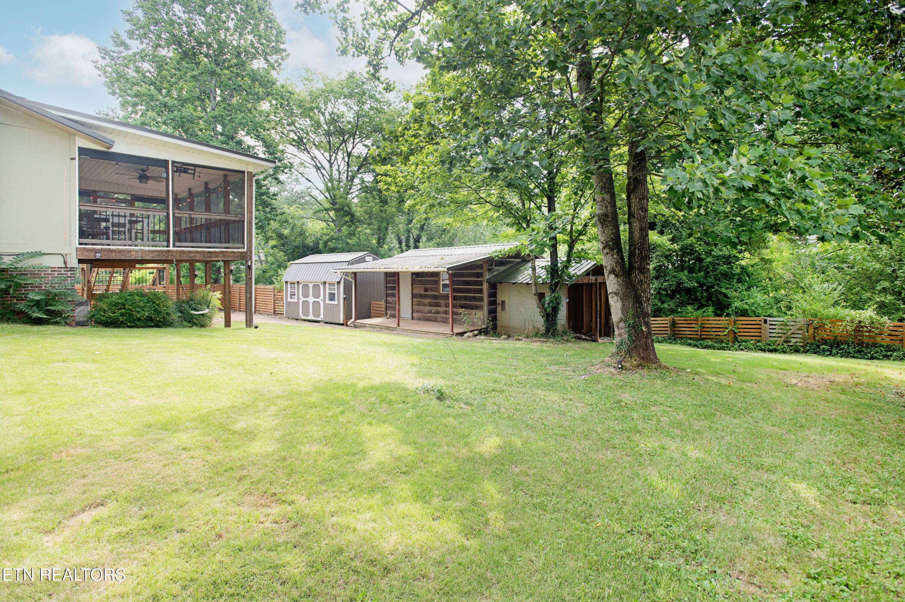 1241 Court Field Road Knoxville TN 37922