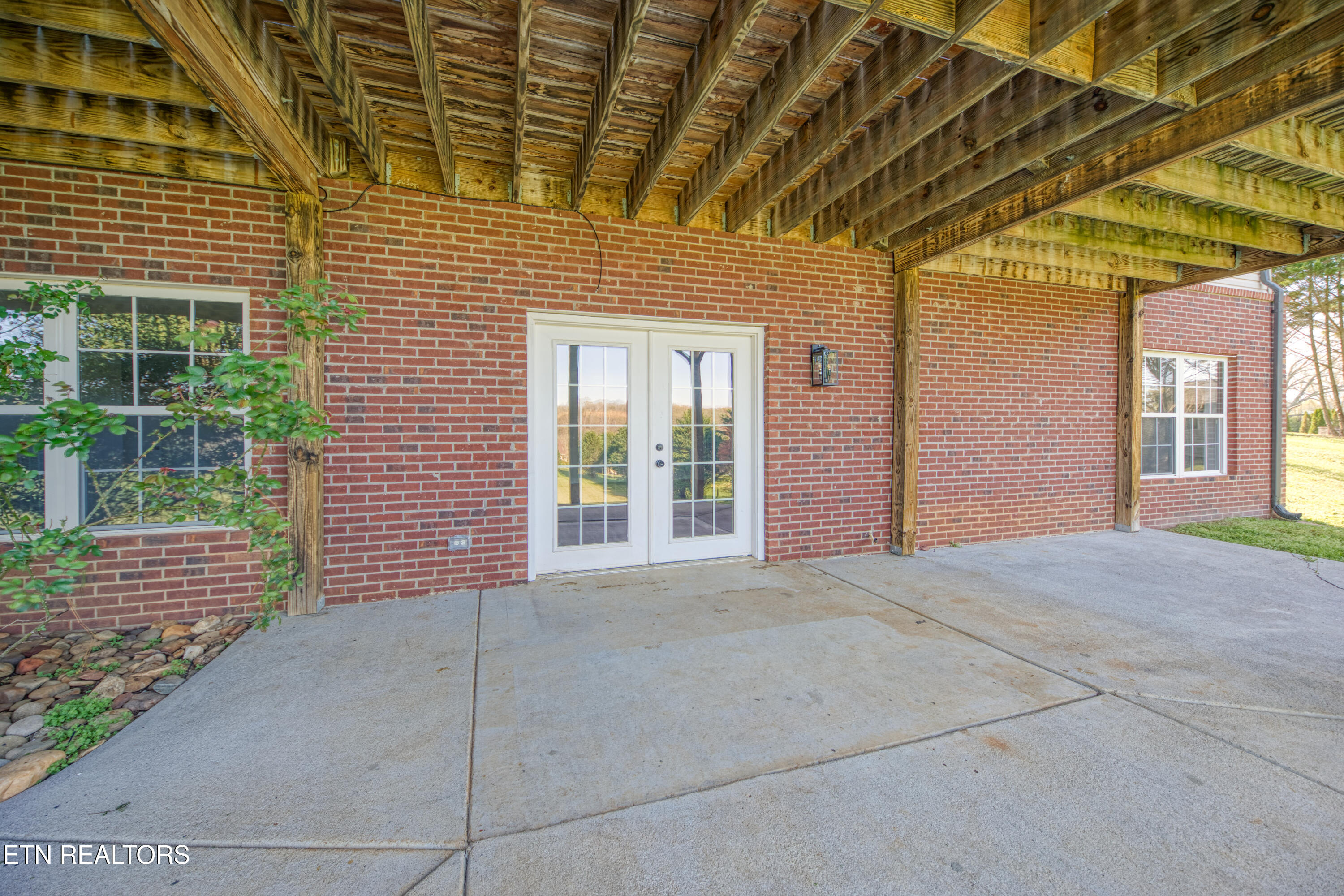 2859 Luther Catlett Circle Sevierville TN 37876