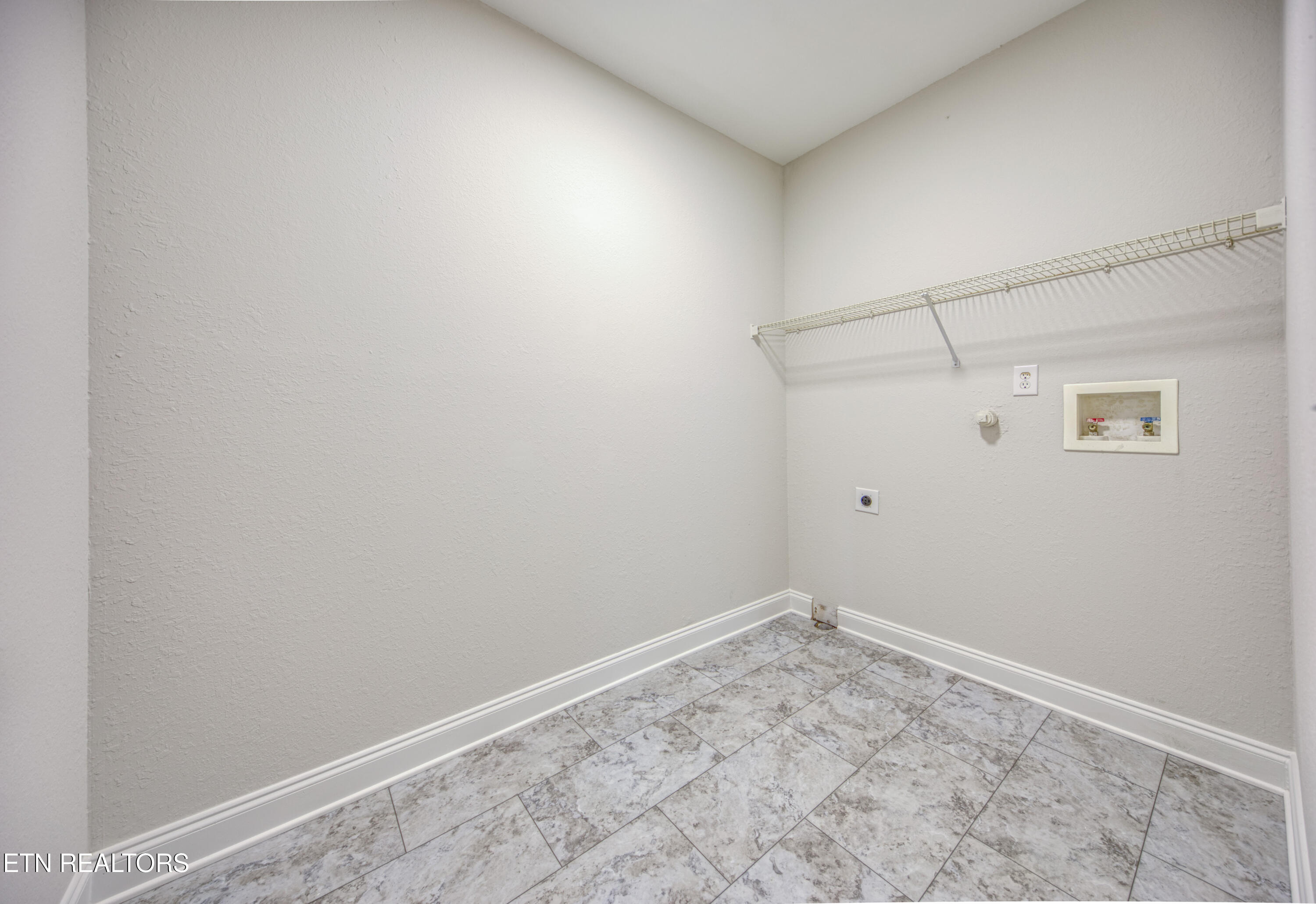 2859 Luther Catlett Circle Sevierville TN 37876