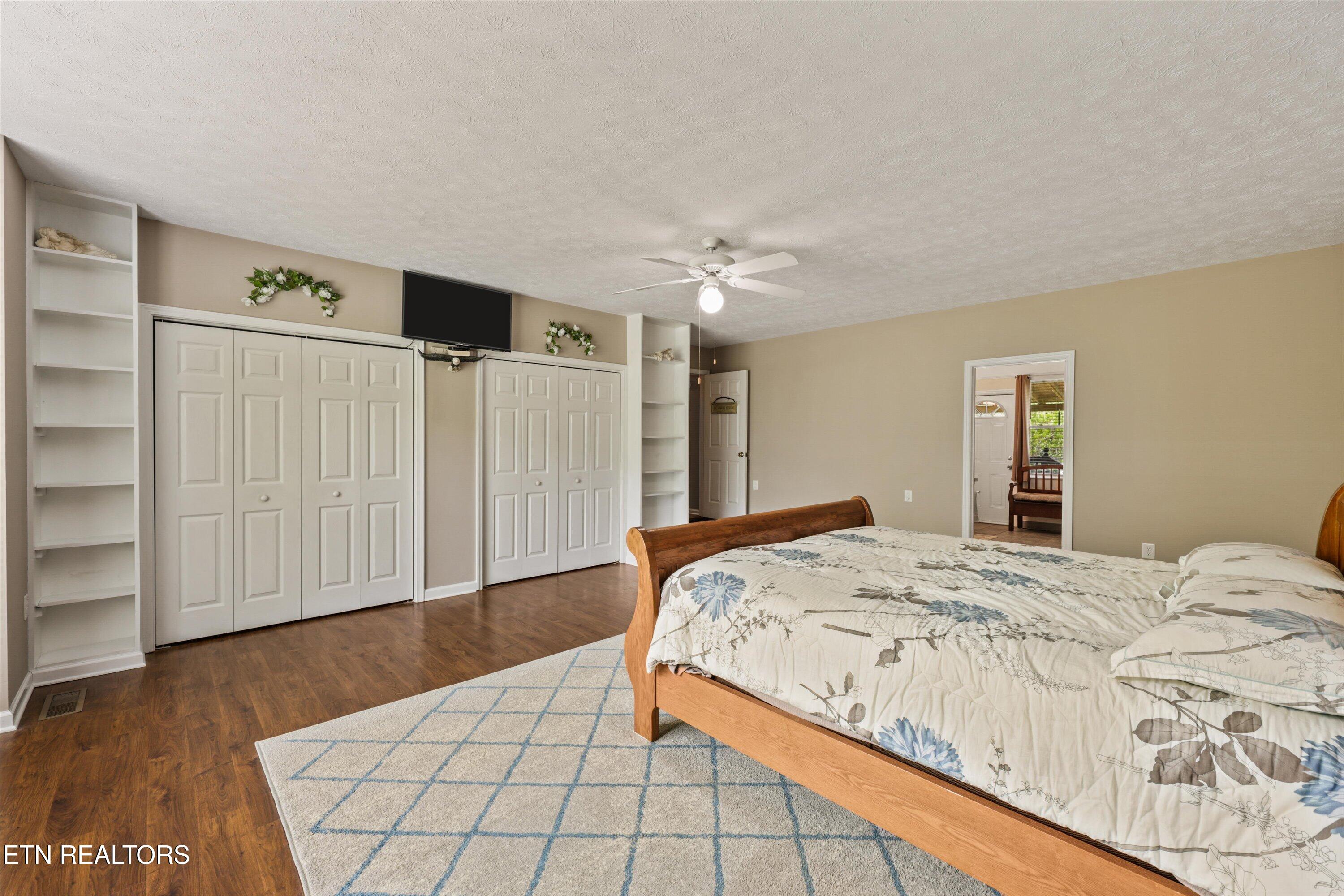 1500 Liberty Hill Drive Washburn TN 37888