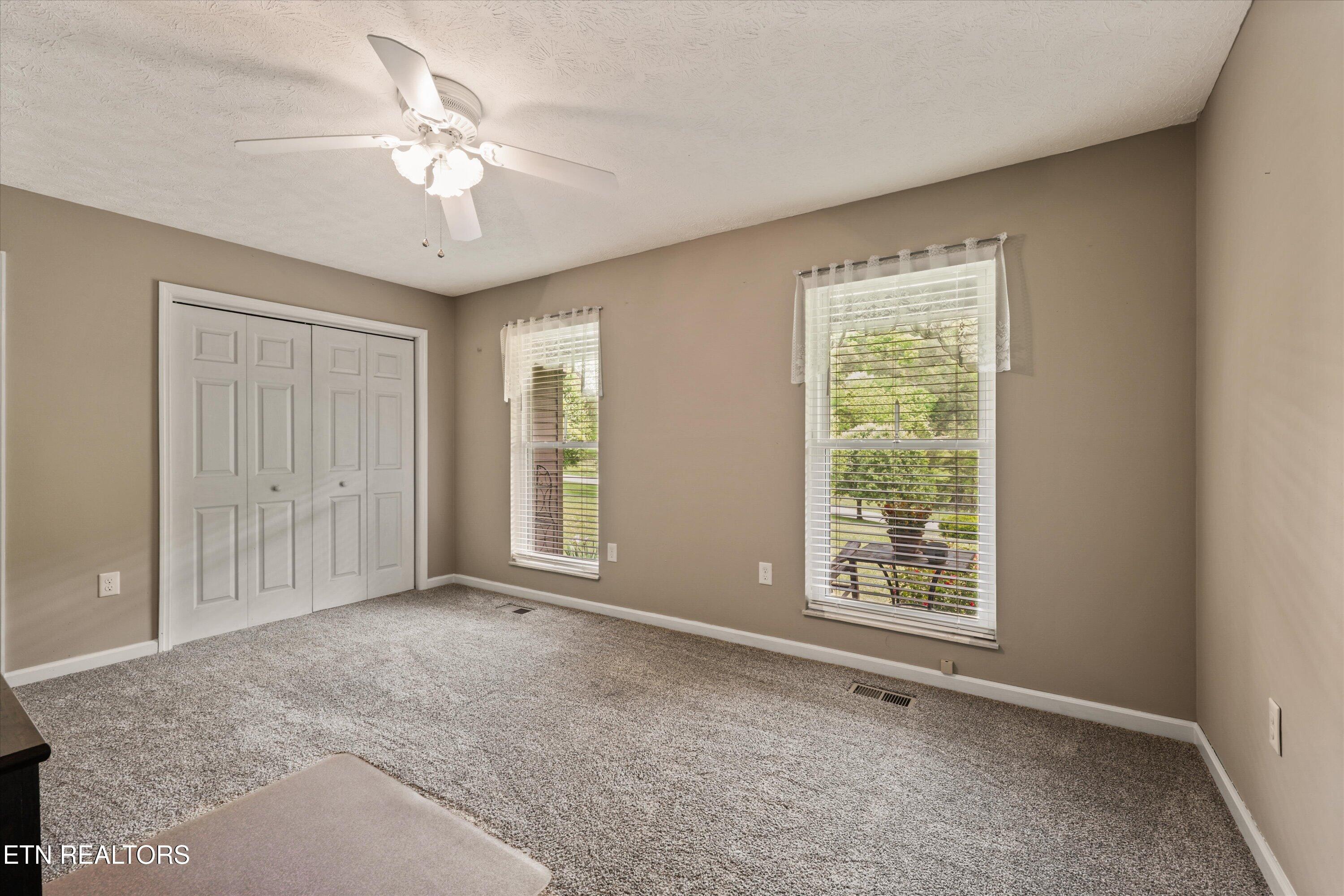 1500 Liberty Hill Drive Washburn TN 37888