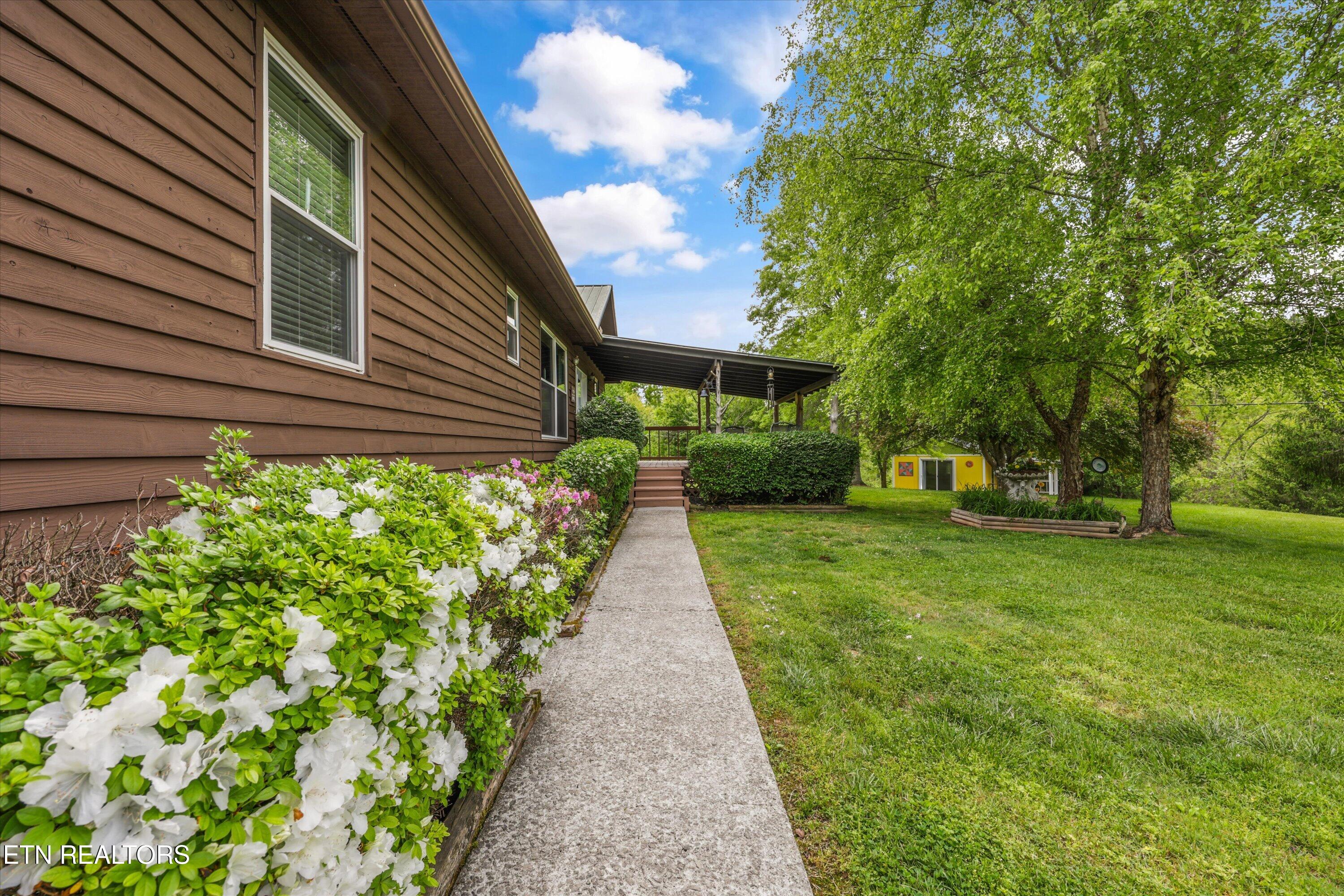 1500 Liberty Hill Drive Washburn TN 37888