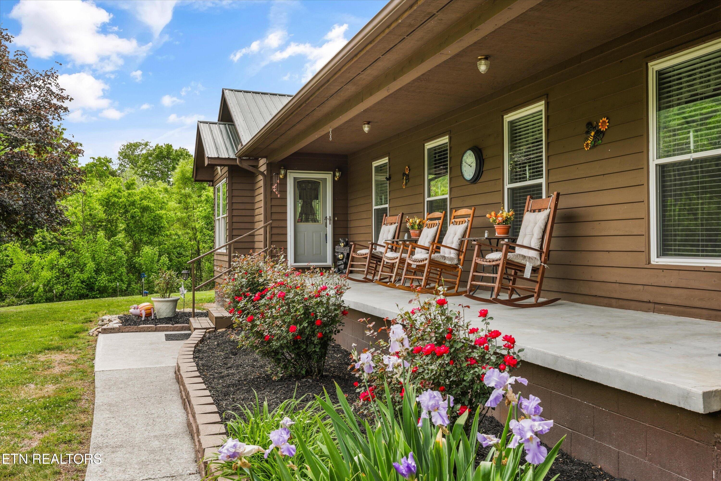 1500 Liberty Hill Drive Washburn TN 37888