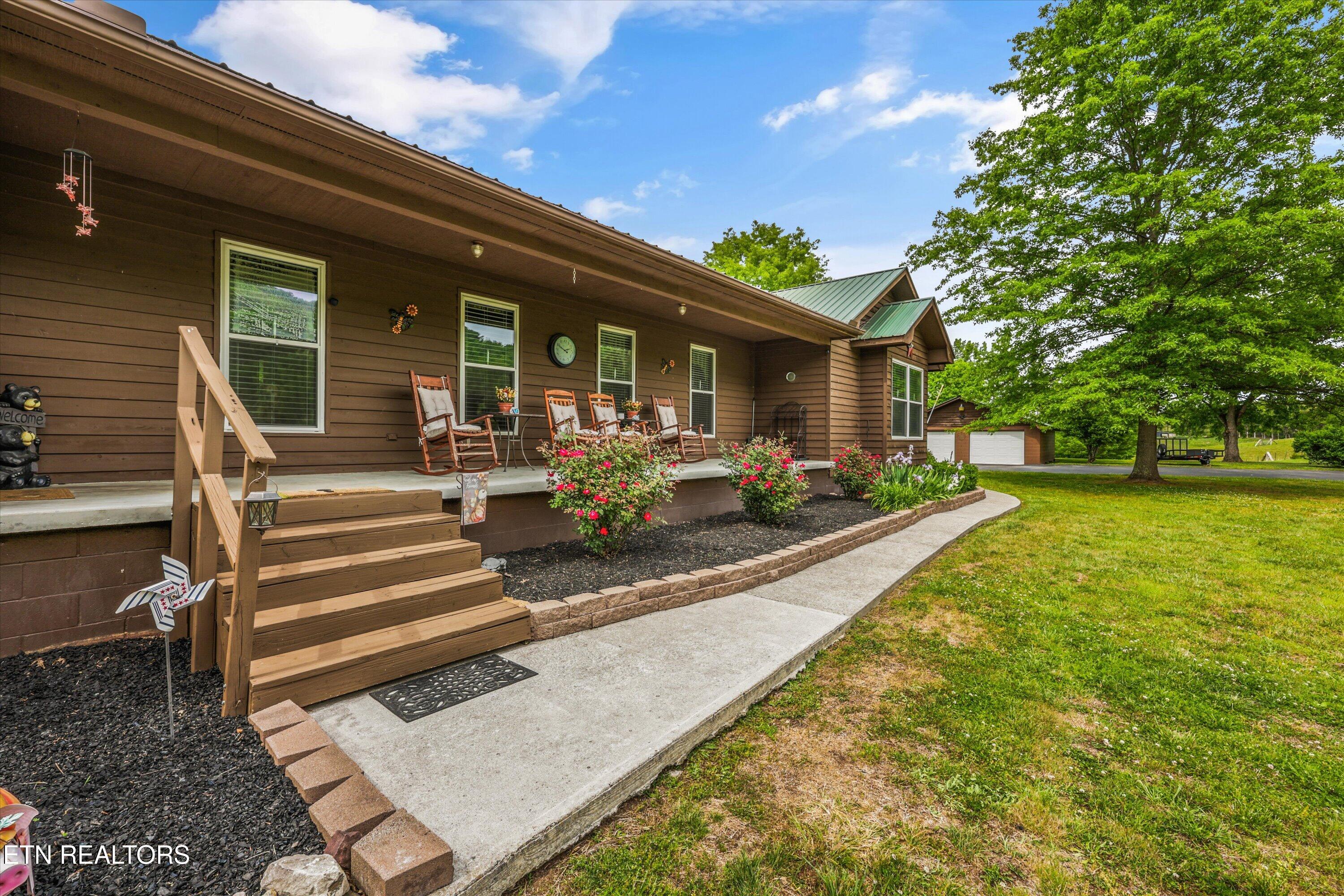 1500 Liberty Hill Drive Washburn TN 37888