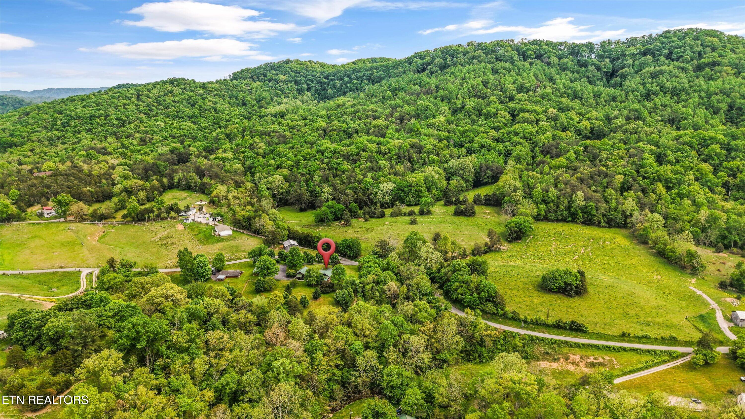 1500 Liberty Hill Drive Washburn TN 37888