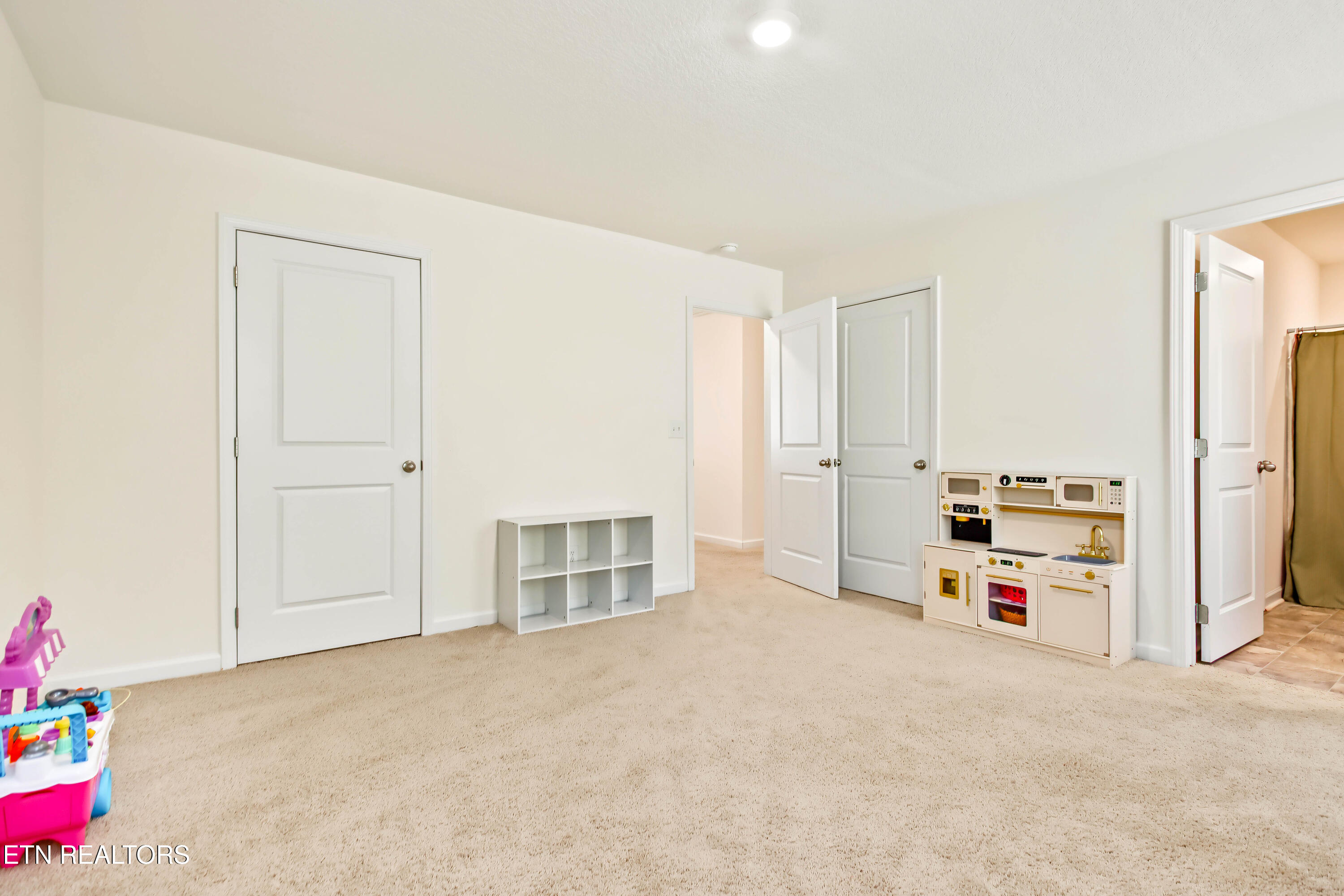 537 Robotic Lane Knoxville TN 37920