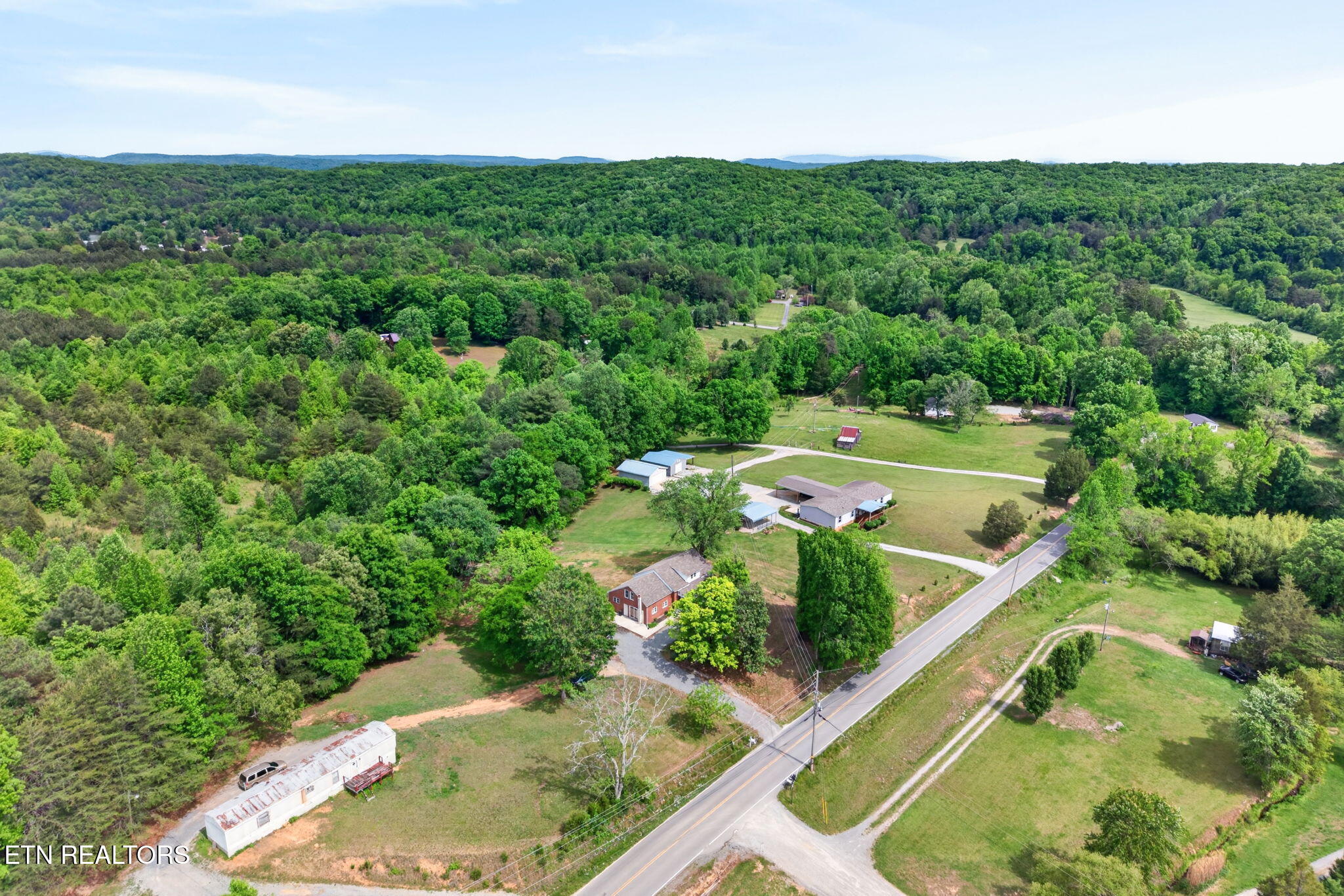 3065 Rocky Springs Road Spring City TN 37381