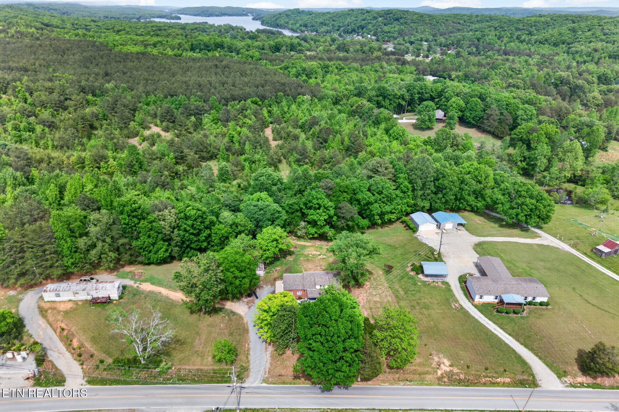 3065 Rocky Springs Road Spring City TN 37381
