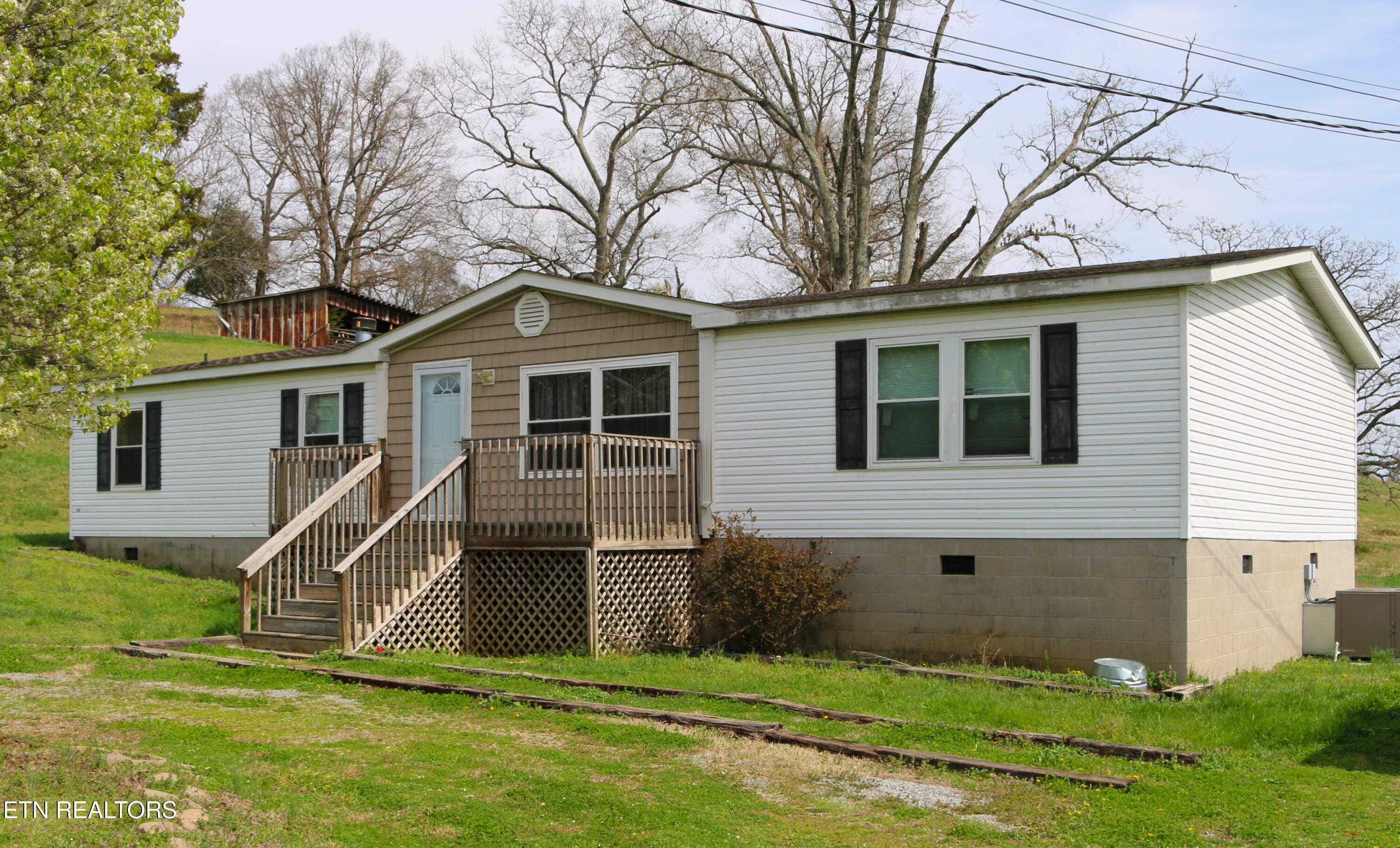 680 Forkners Chapel Road Sweetwater TN 37874