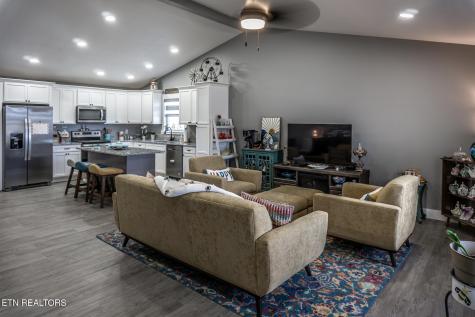 80 Polly Anna Drive Mosheim TN 37818