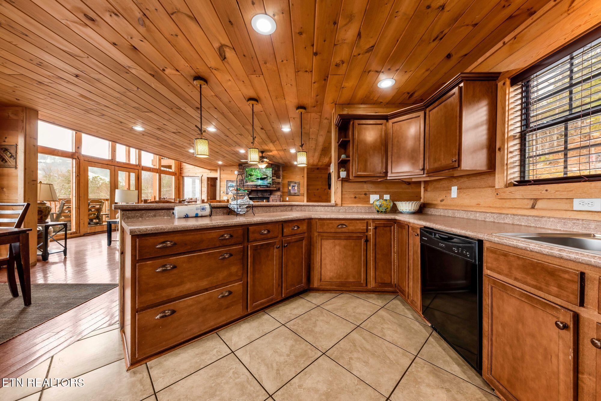 1173 Ski View Drive Gatlinburg TN 37738