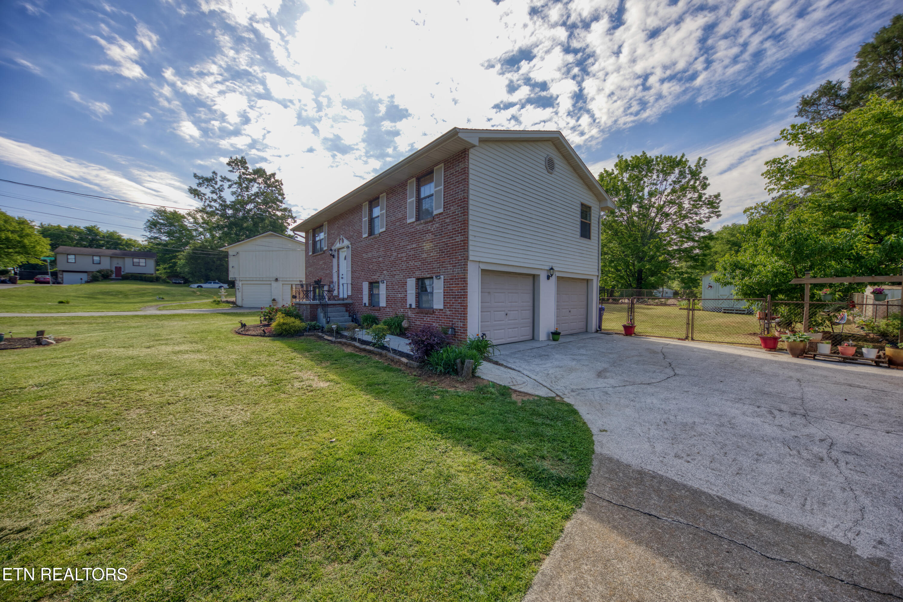 7604 Hawthorne Drive Knoxville TN 37919