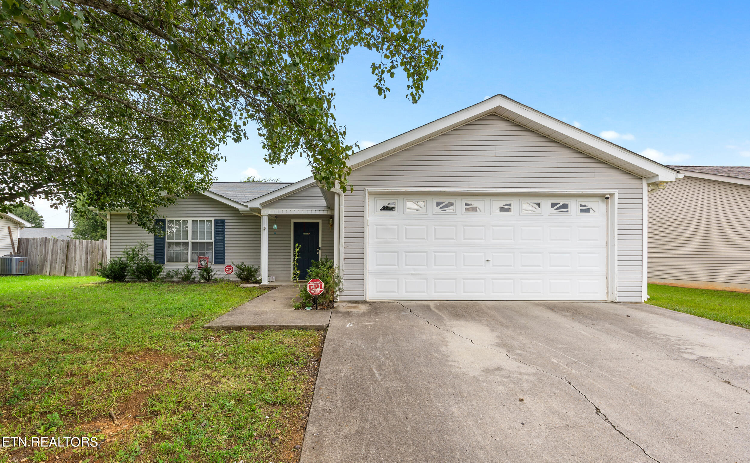 7545 Gary White Road Corryton TN 37721