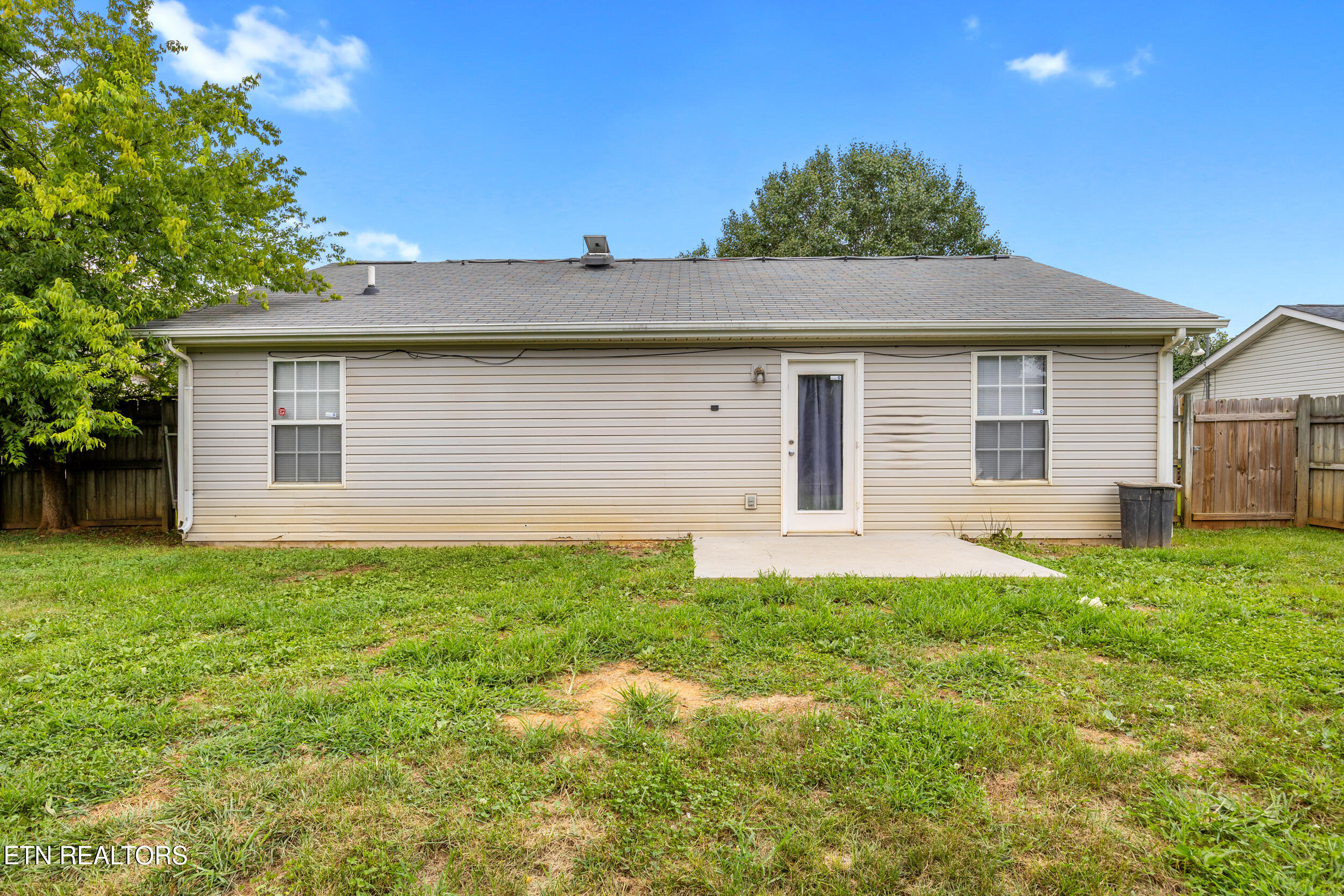 7545 Gary White Road Corryton TN 37721