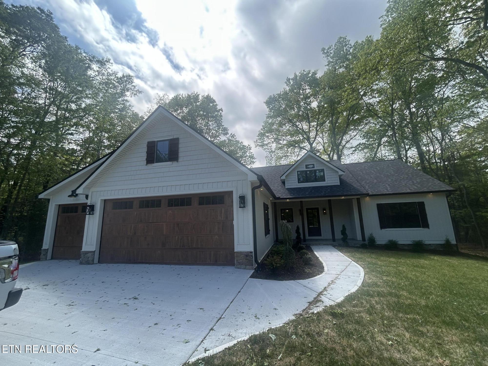 690 Westchester Drive Crossville TN 38558